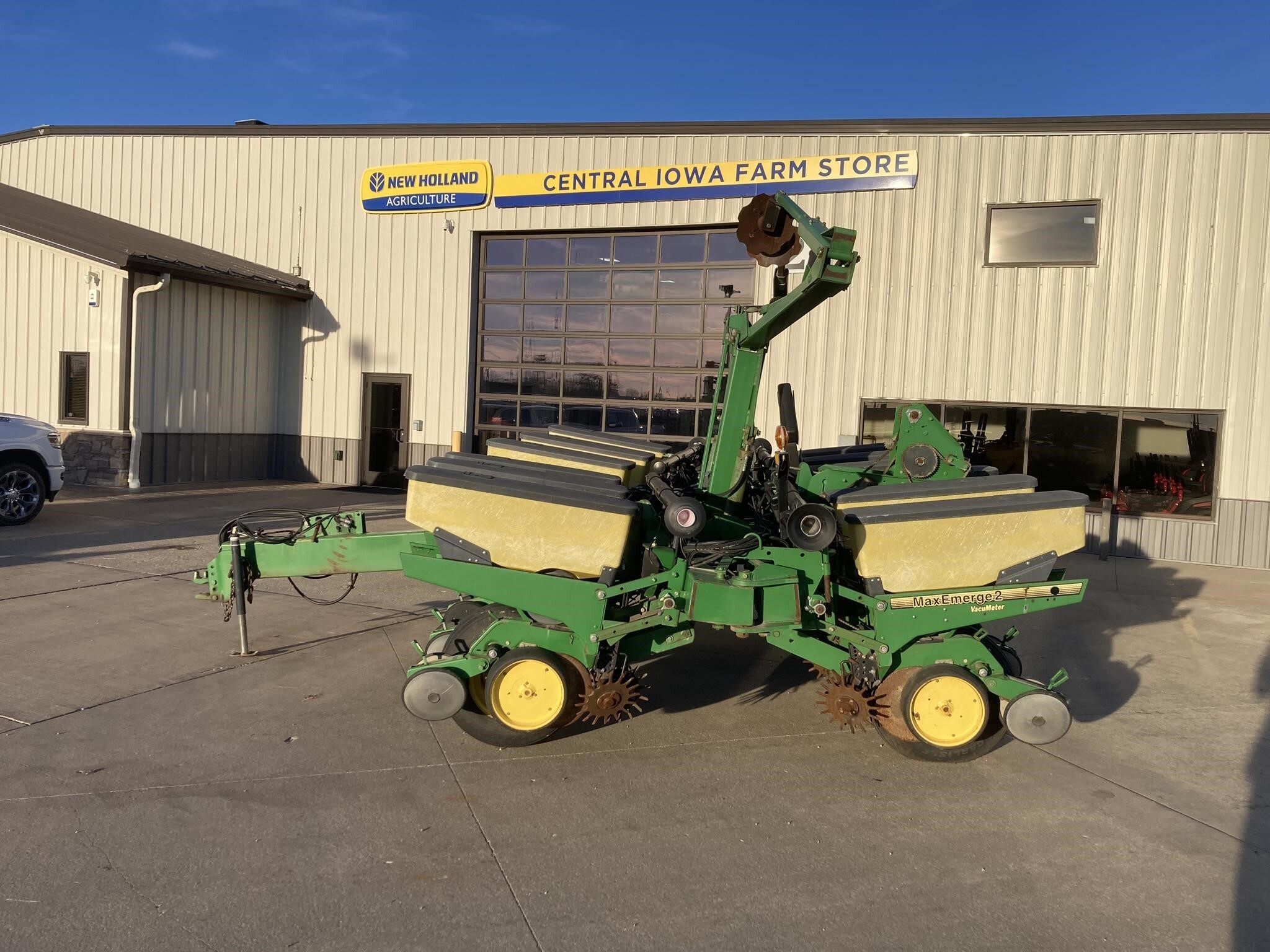  John Deere 1760 Planter