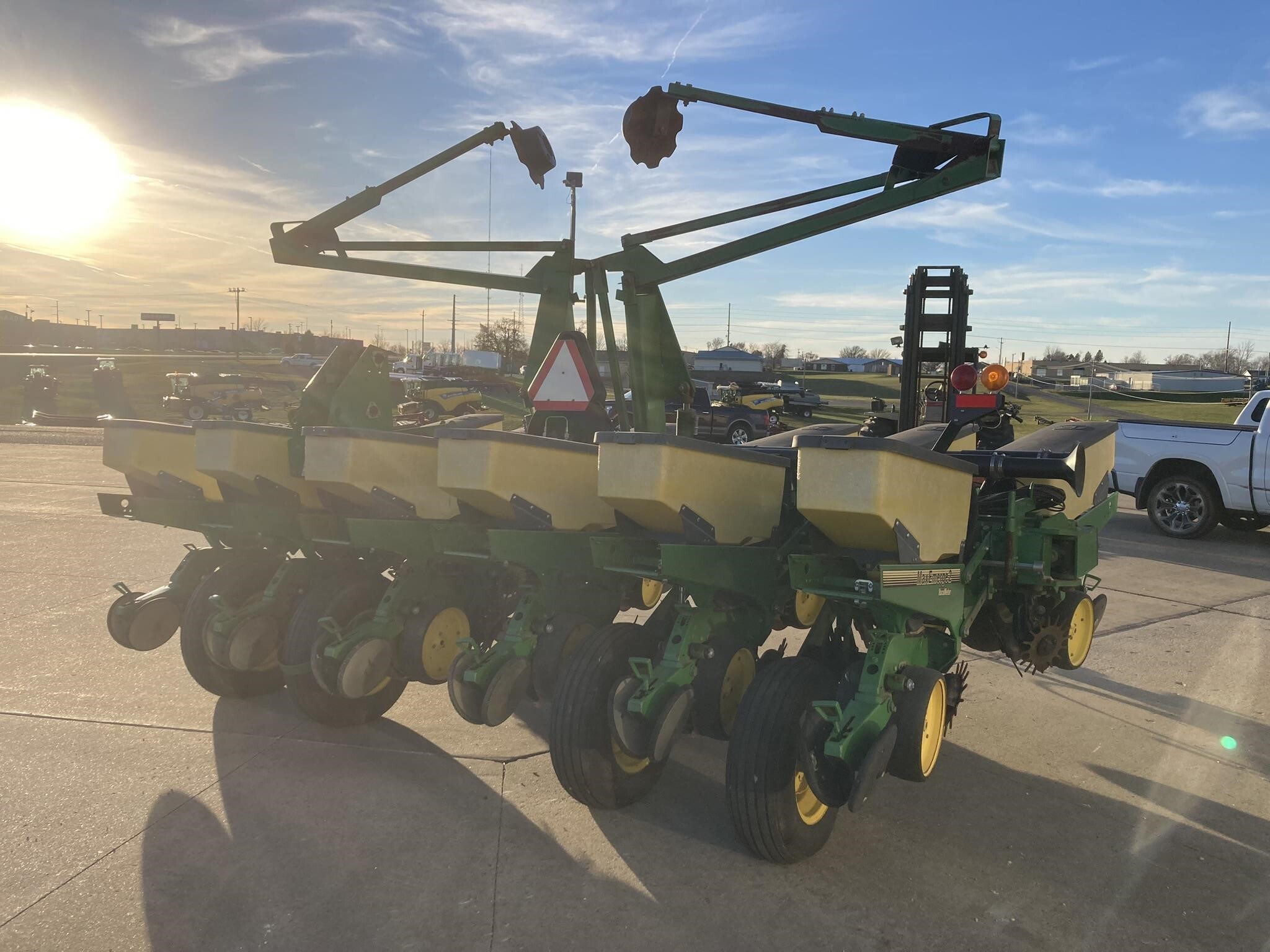  John Deere 1760 Planter
