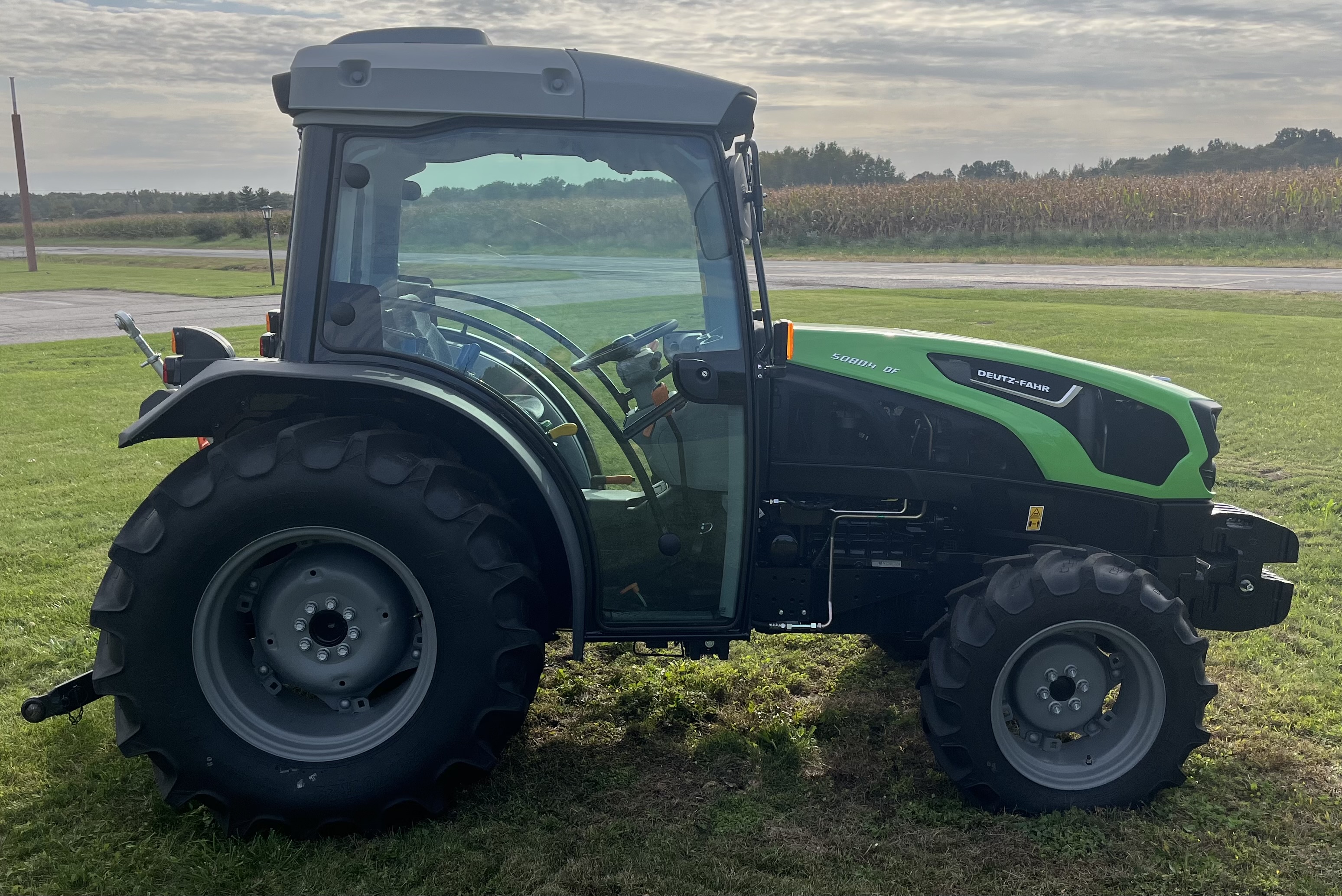 2025 Deutz-Fahr 5080.4 DF Orchard / Vineyard Equipment
