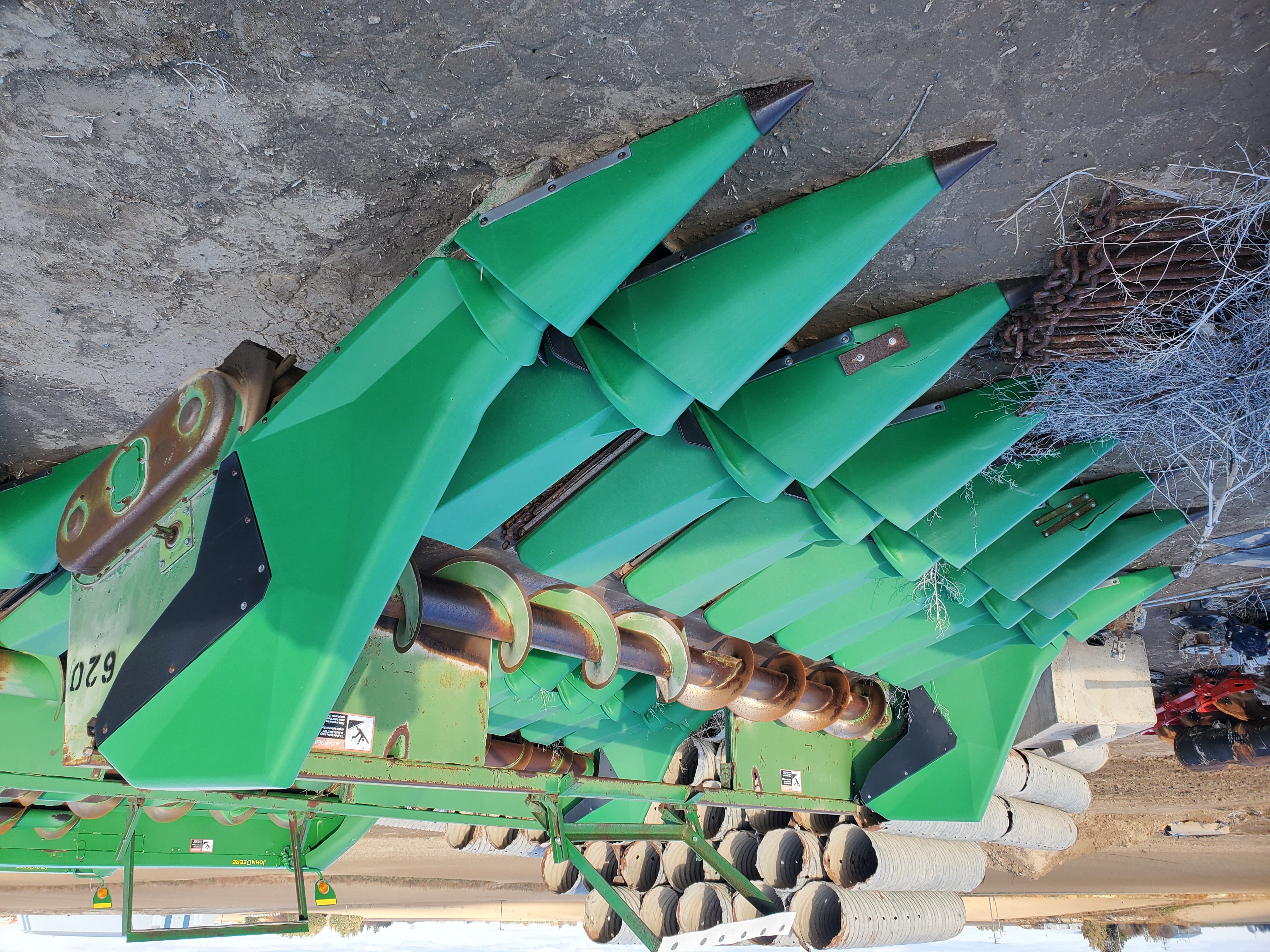1989 John Deere 444 Corn Head