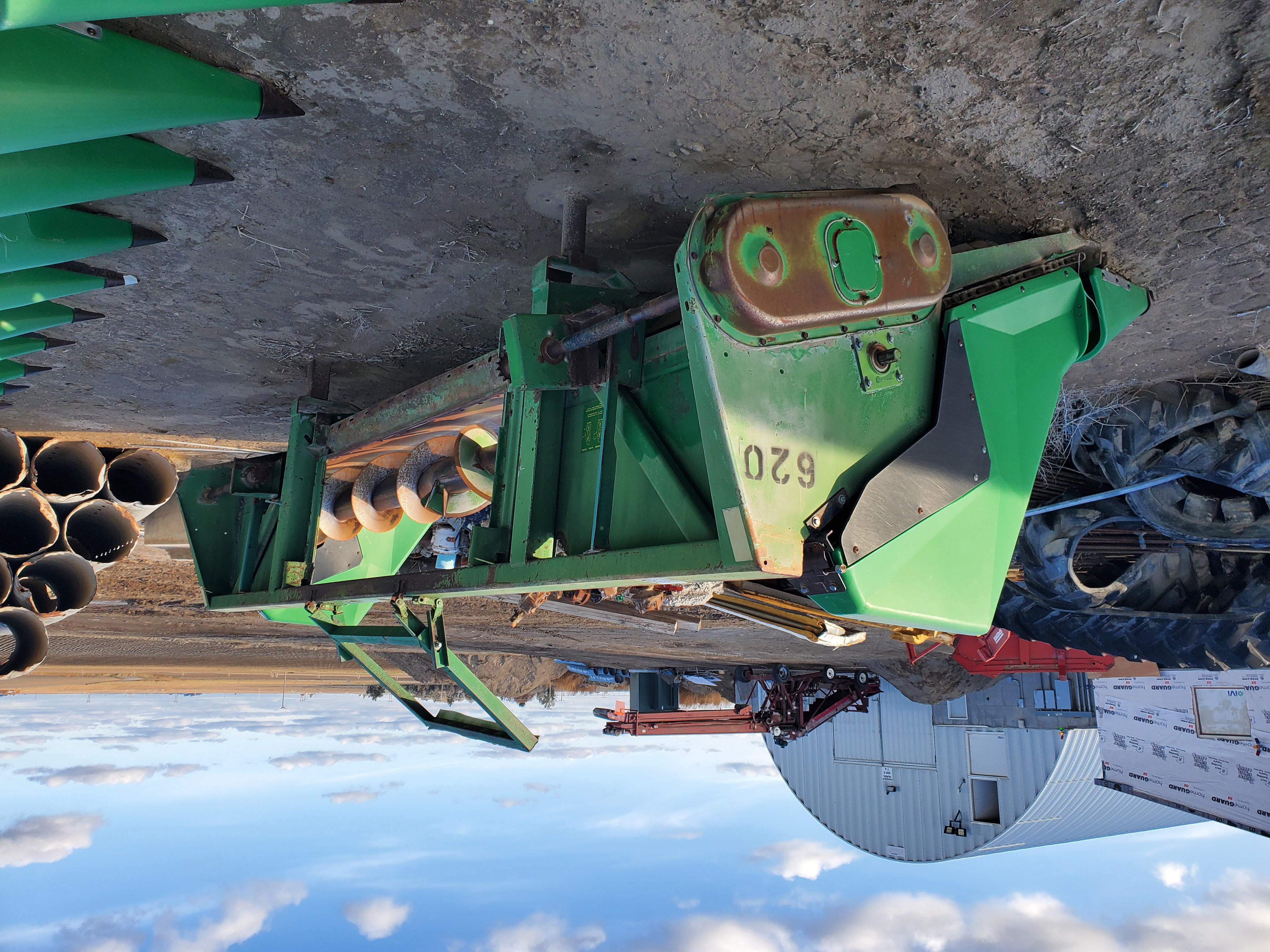 1989 John Deere 444 Corn Head