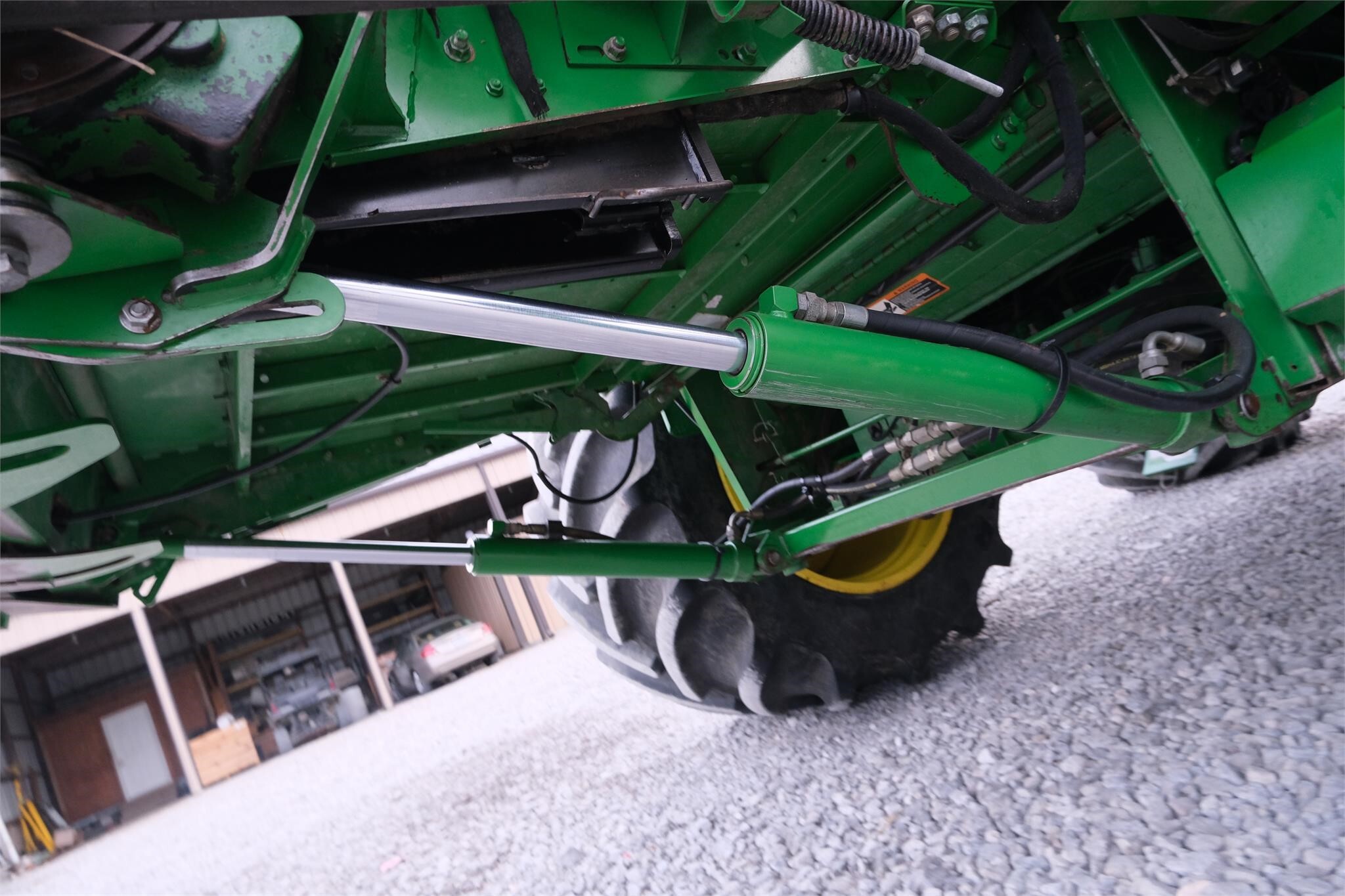 2012 John Deere S690 Combine
