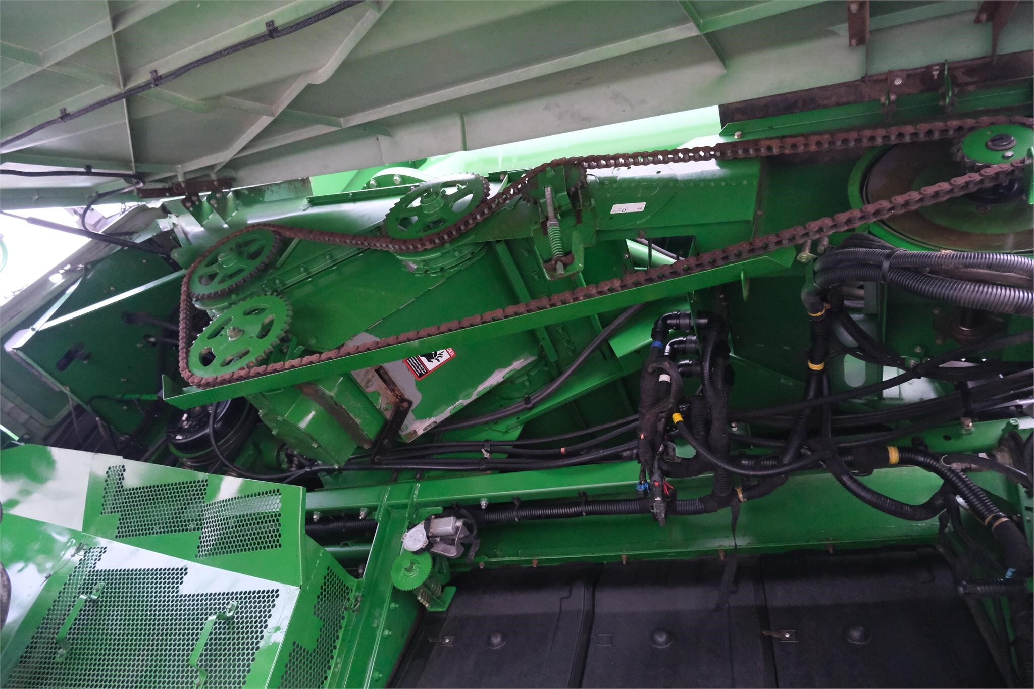 2012 John Deere S690 Combine