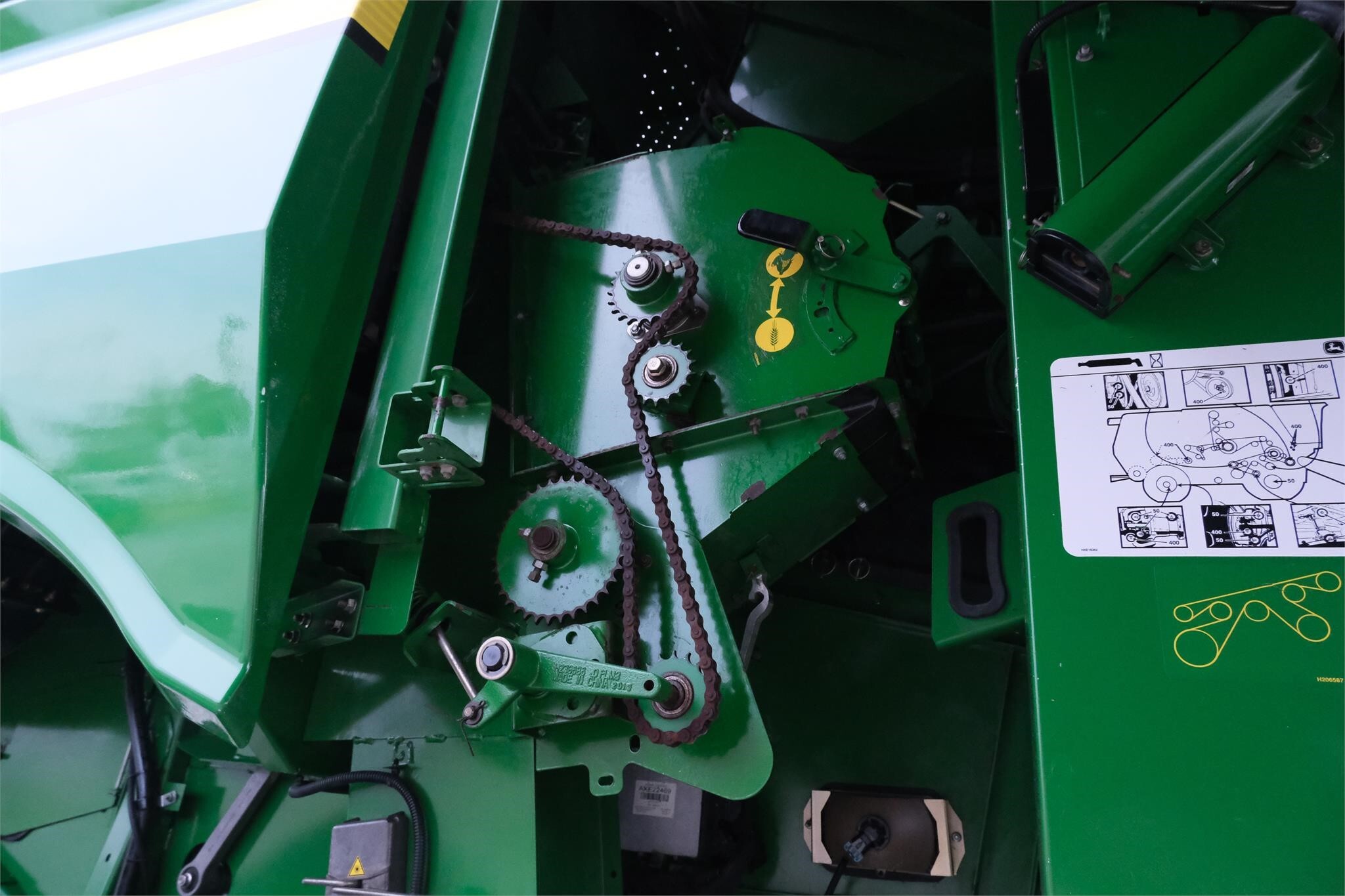 2012 John Deere S690 Combine