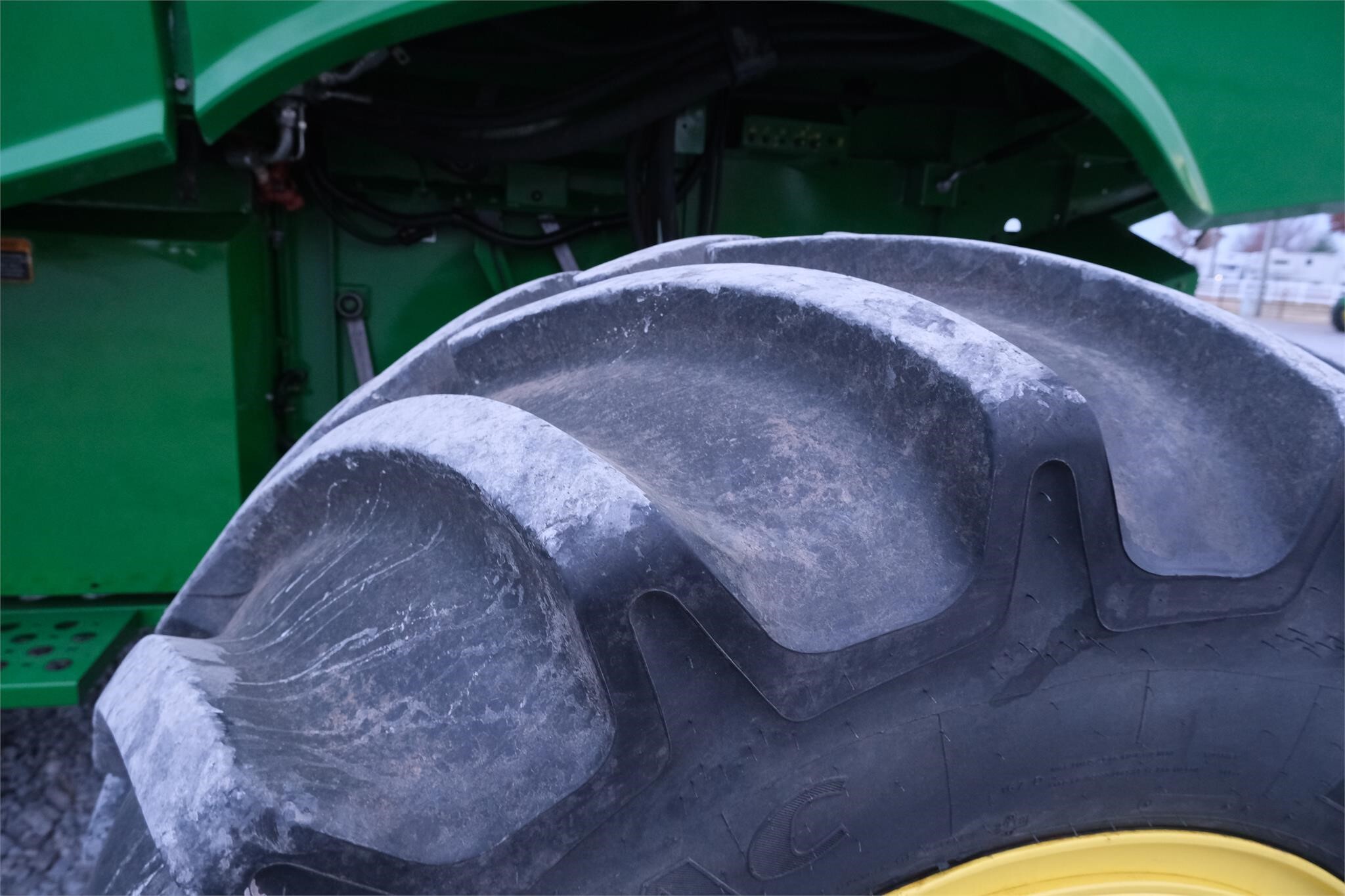 2012 John Deere S690 Combine