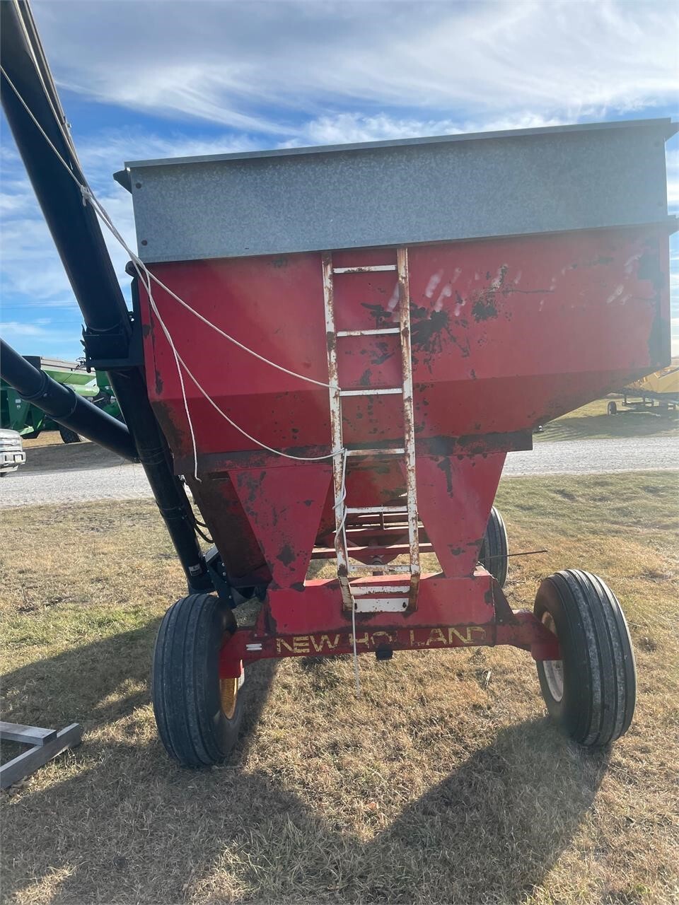  Lundell 300 Gravity Wagon