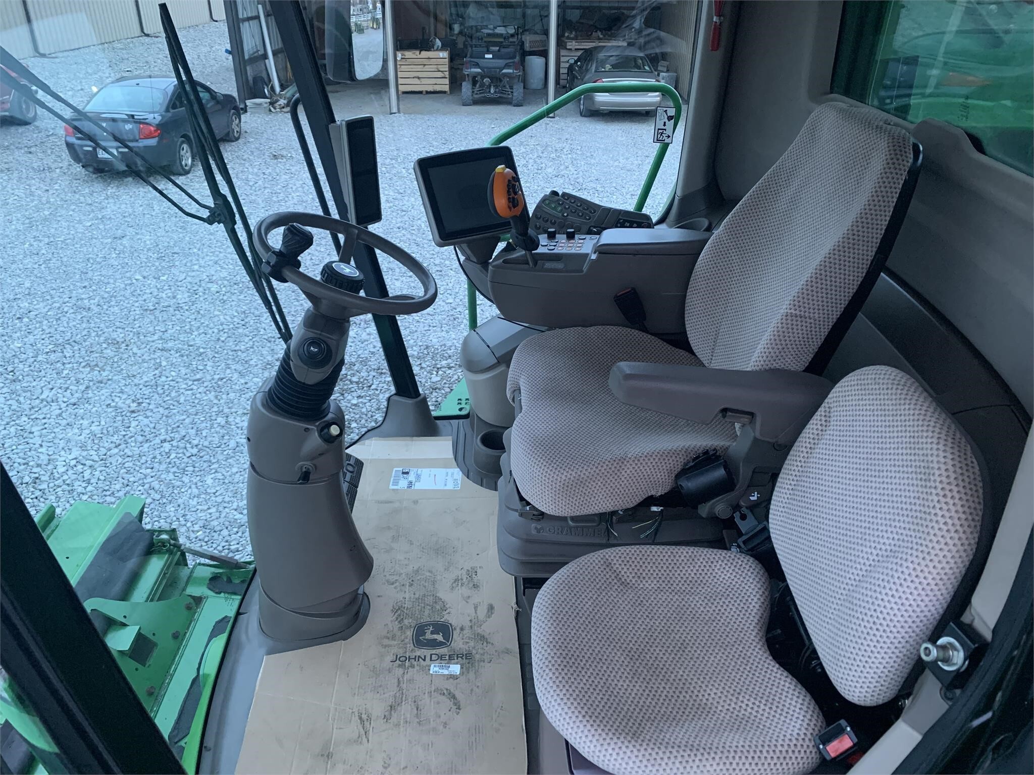 2012 John Deere S690 Combine