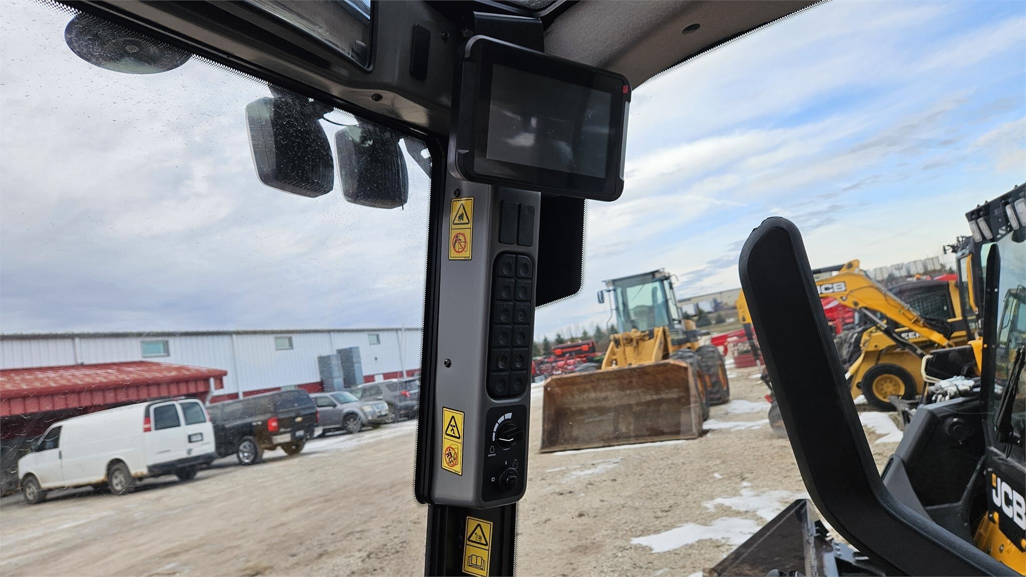 2025 JCB 270 Skid Steer