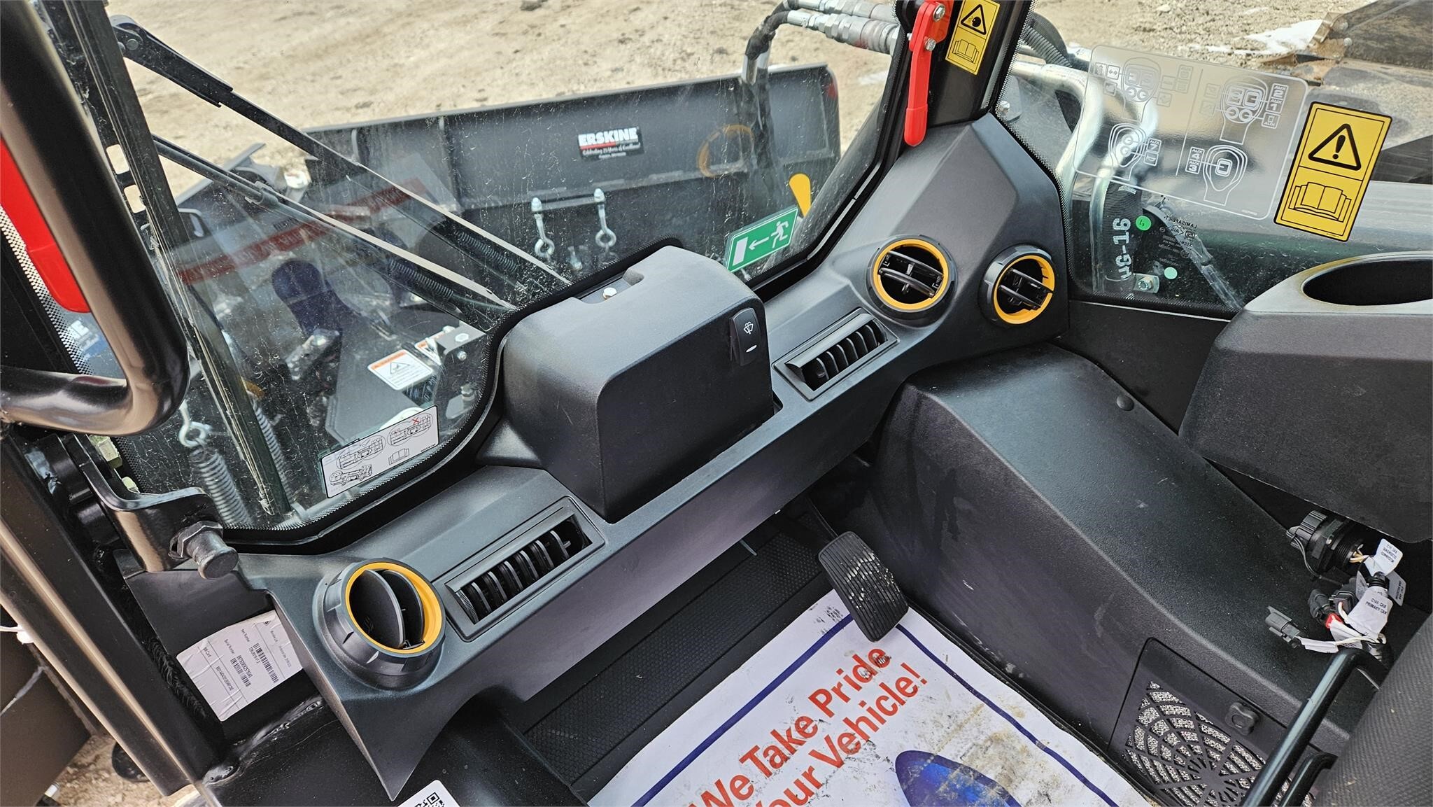 2025 JCB 270 Skid Steer
