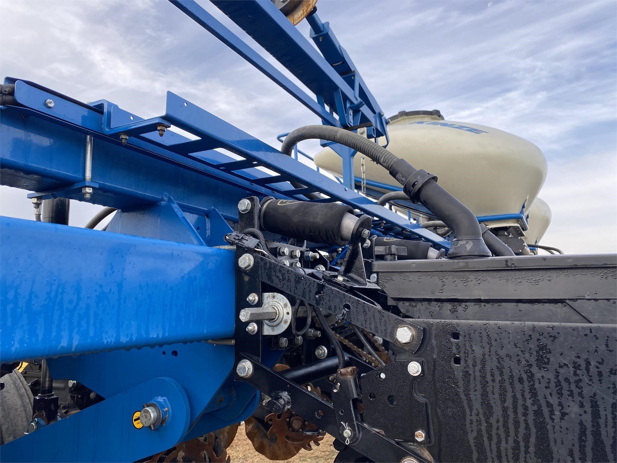 2019 Kinze 3660 Planter