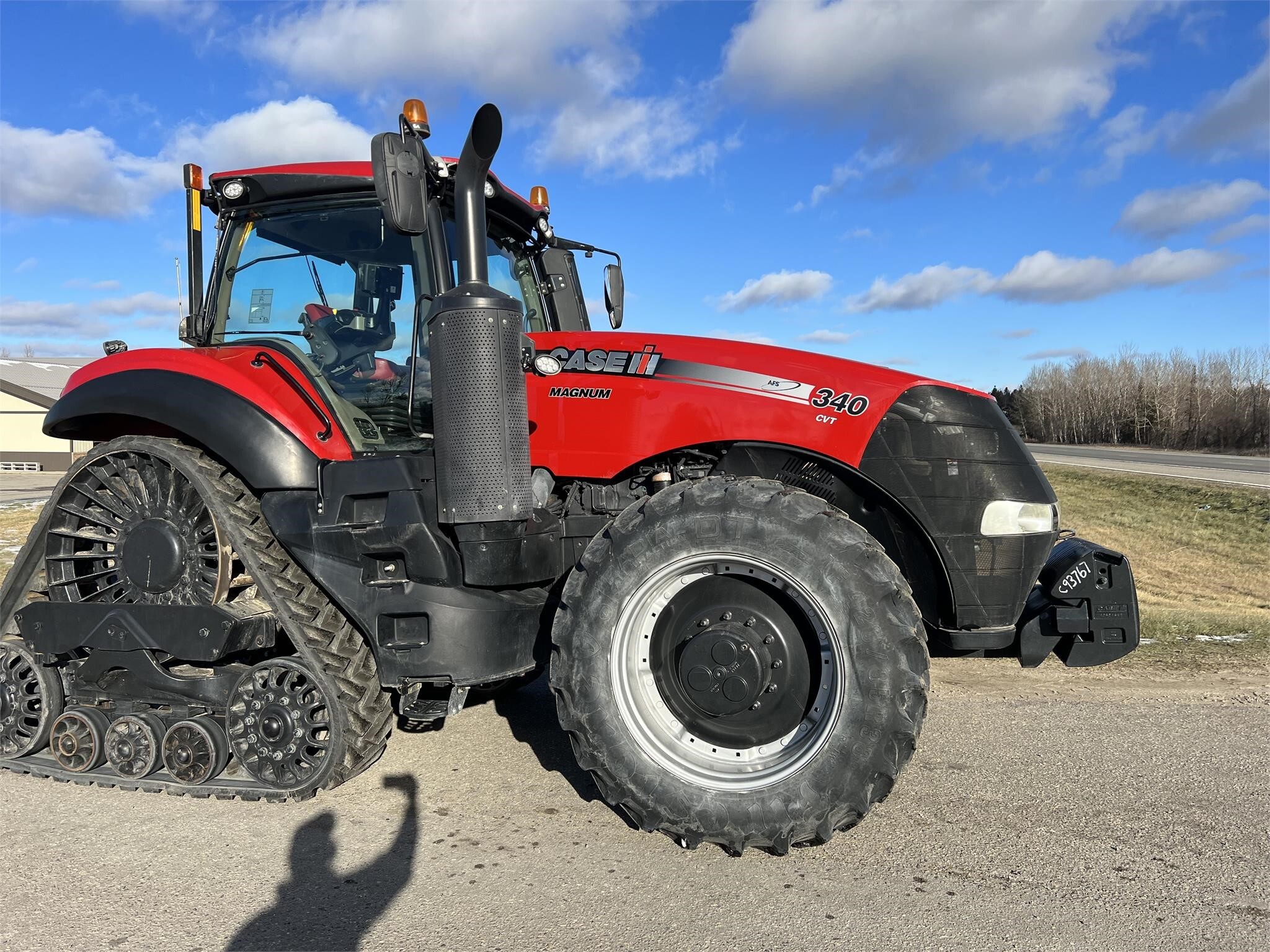 2018 Case IH MAGNUM 340 ROWTRAC CVT Tractor