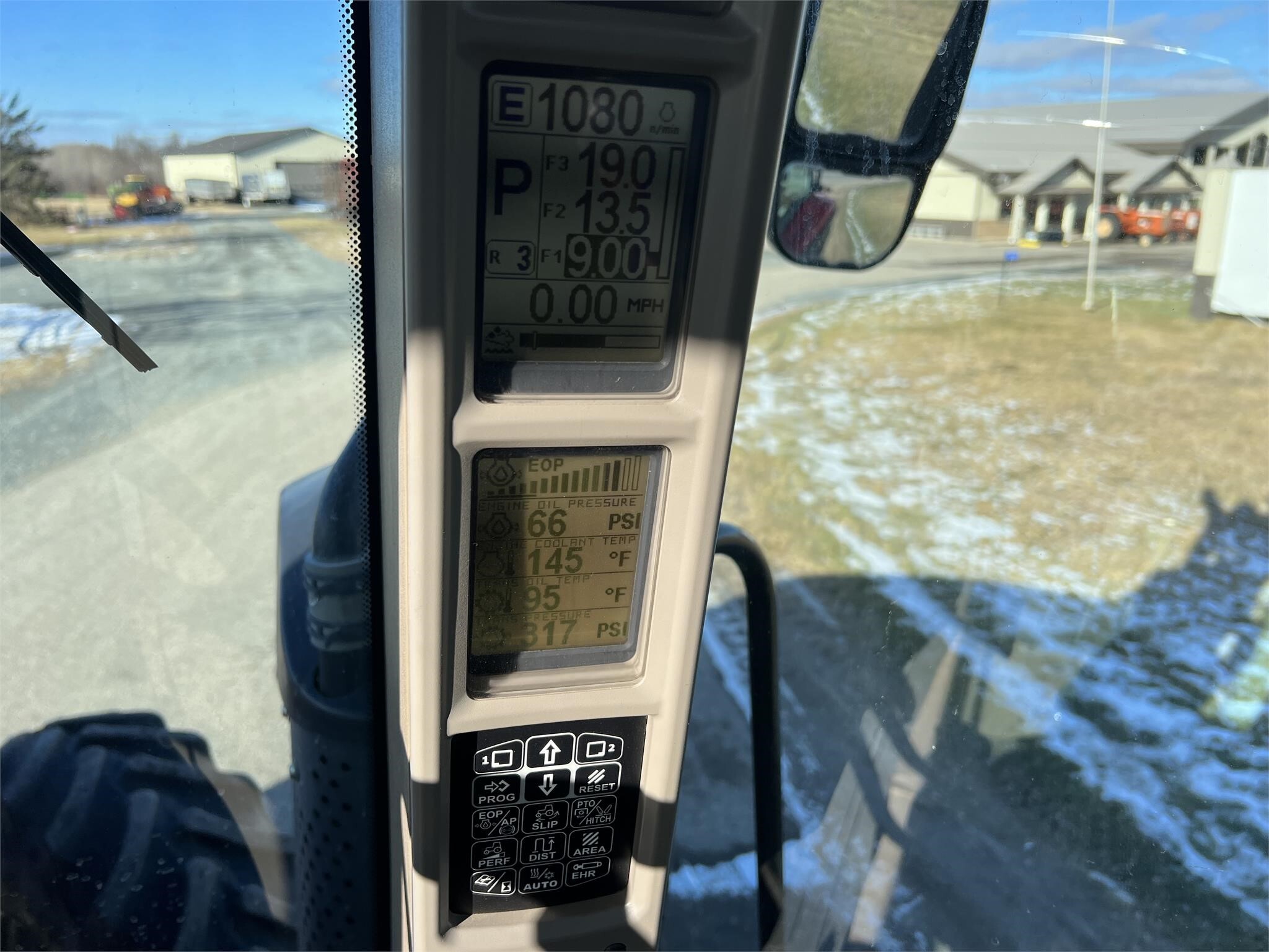 2018 Case IH MAGNUM 340 ROWTRAC CVT Tractor