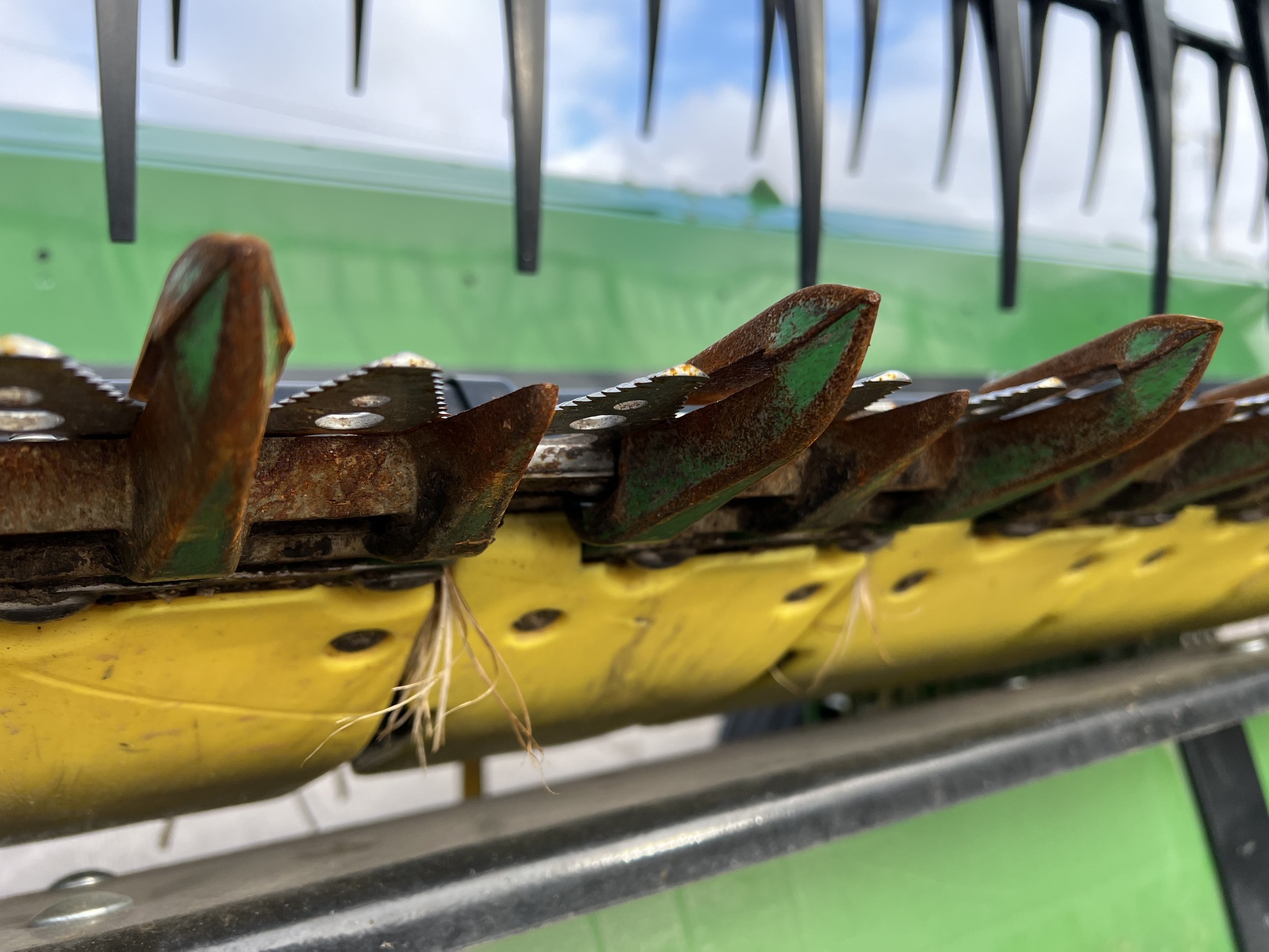 2023 John Deere HD45F Platform