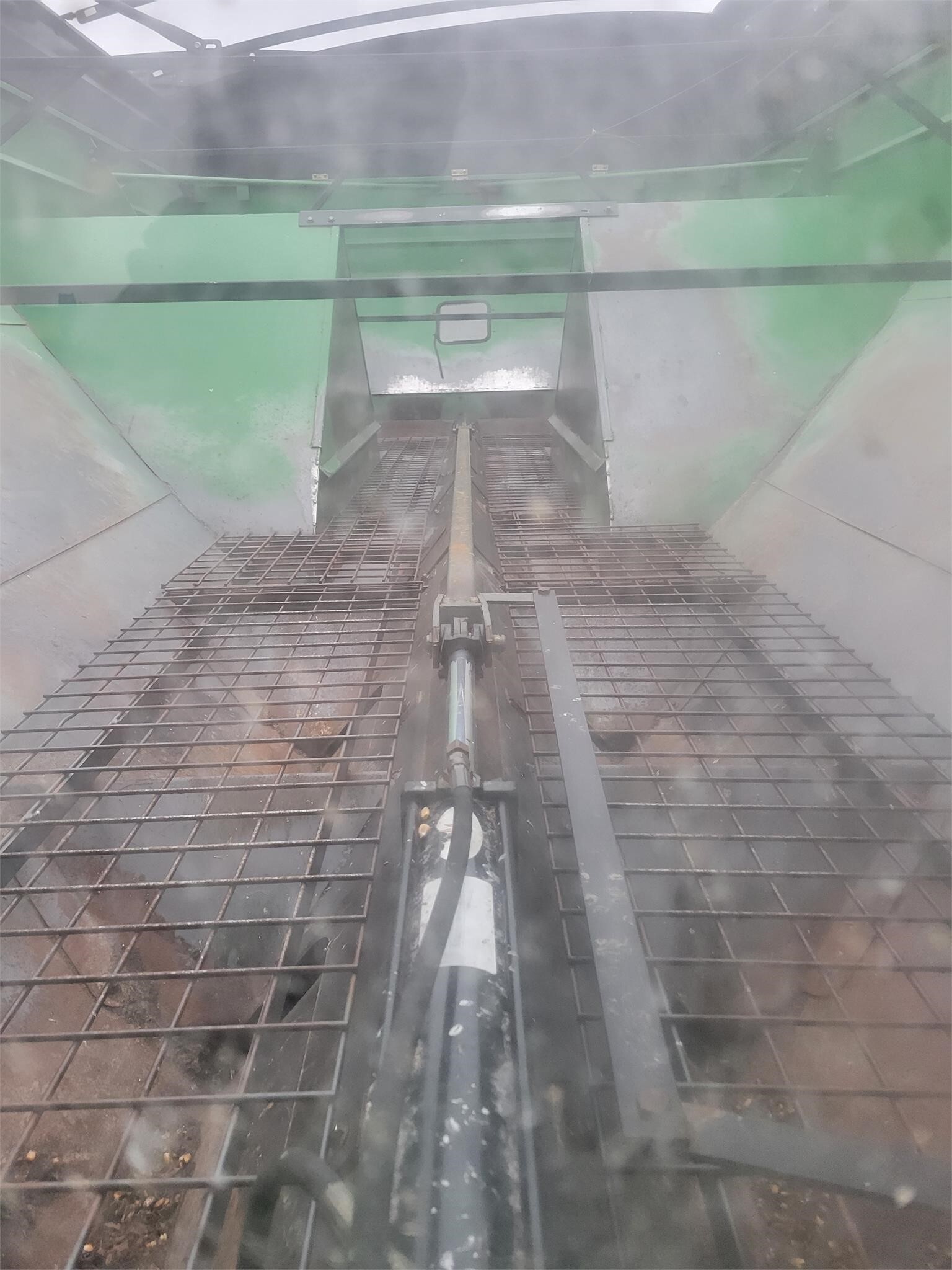 2009 Brent 1194 Grain Cart