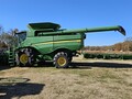 2015 John Deere S680 Combine