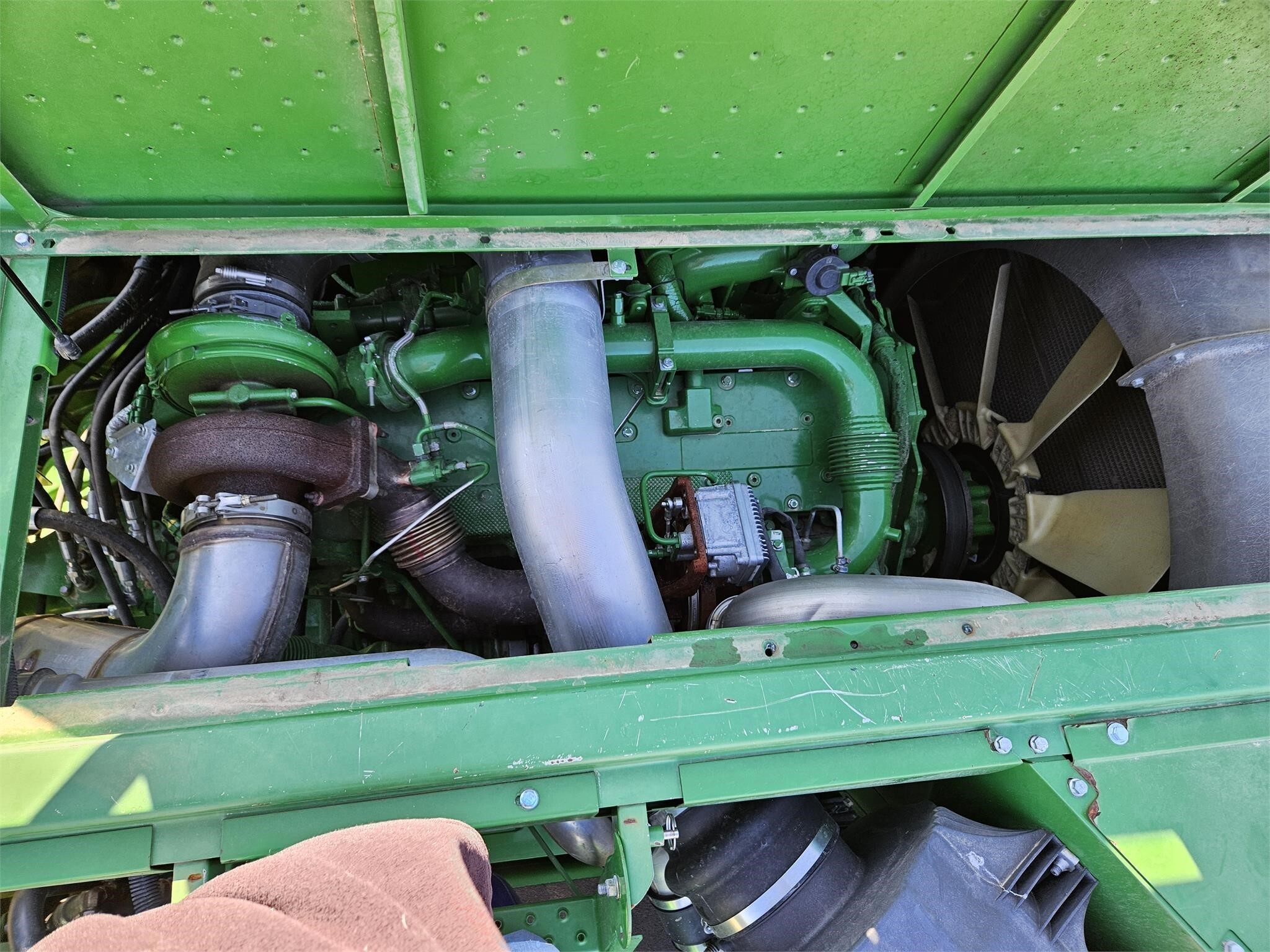 2015 John Deere S680 Combine