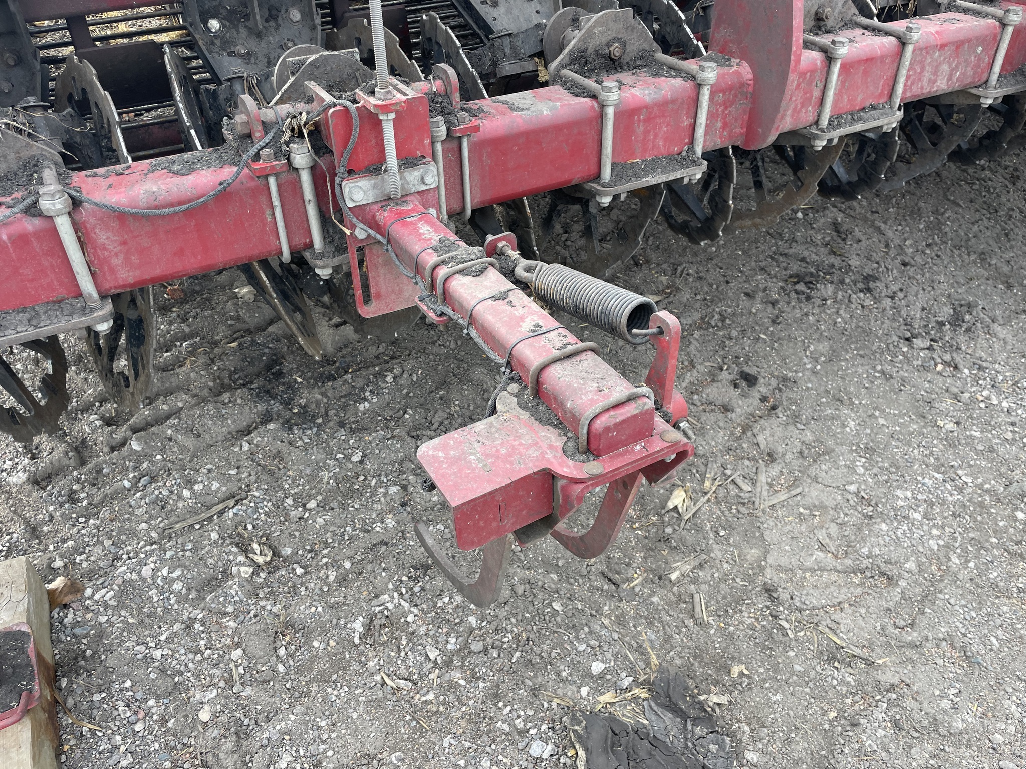 2011 Amity 2700 Beet Equipment