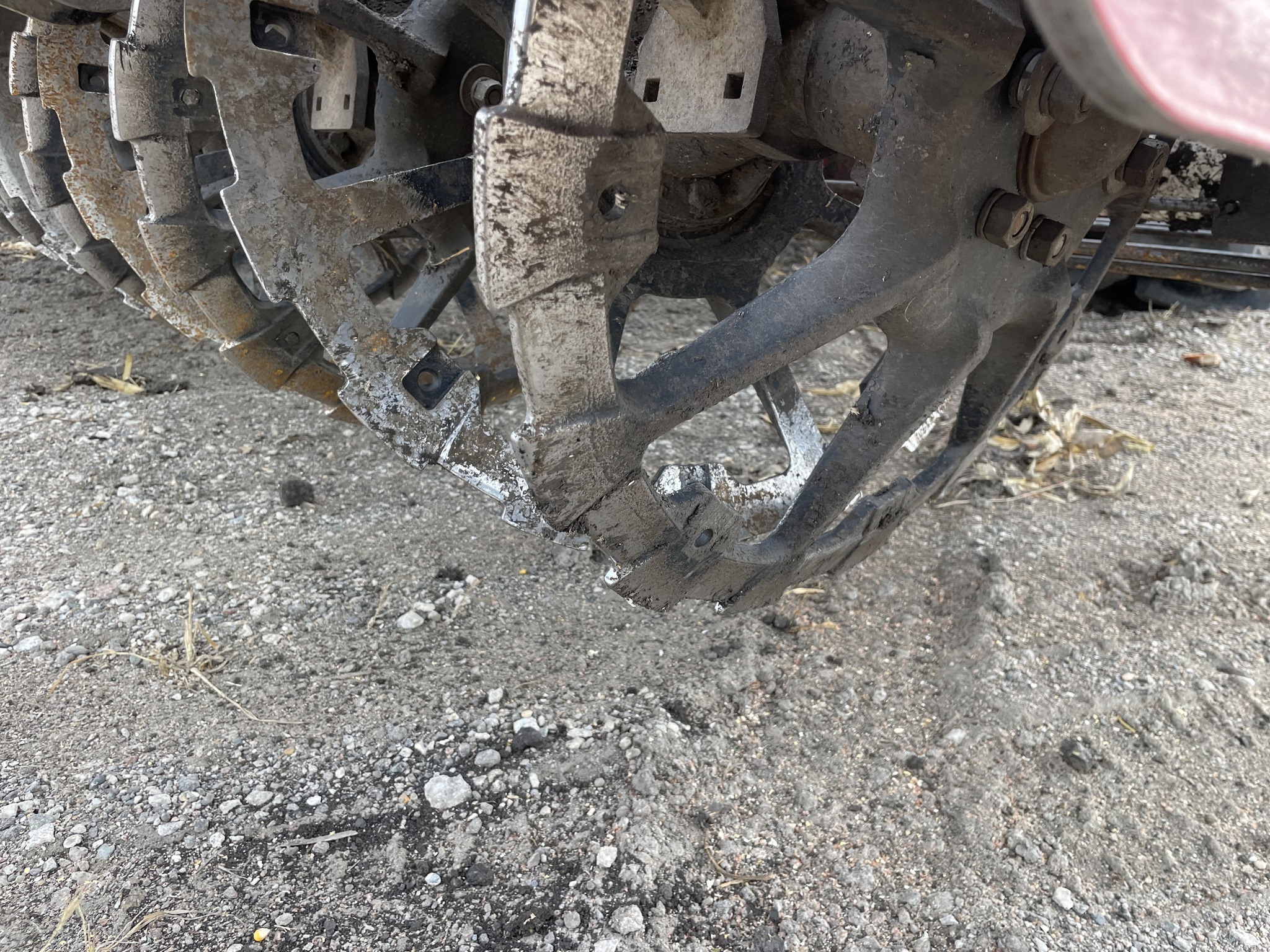 2011 Amity 2700 Beet Equipment