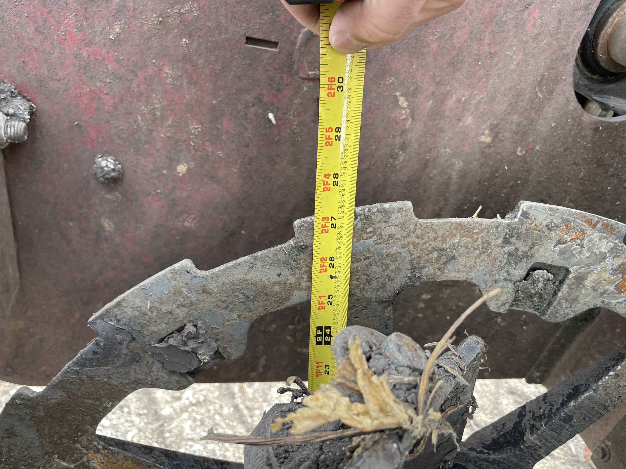 2011 Amity 2700 Beet Equipment