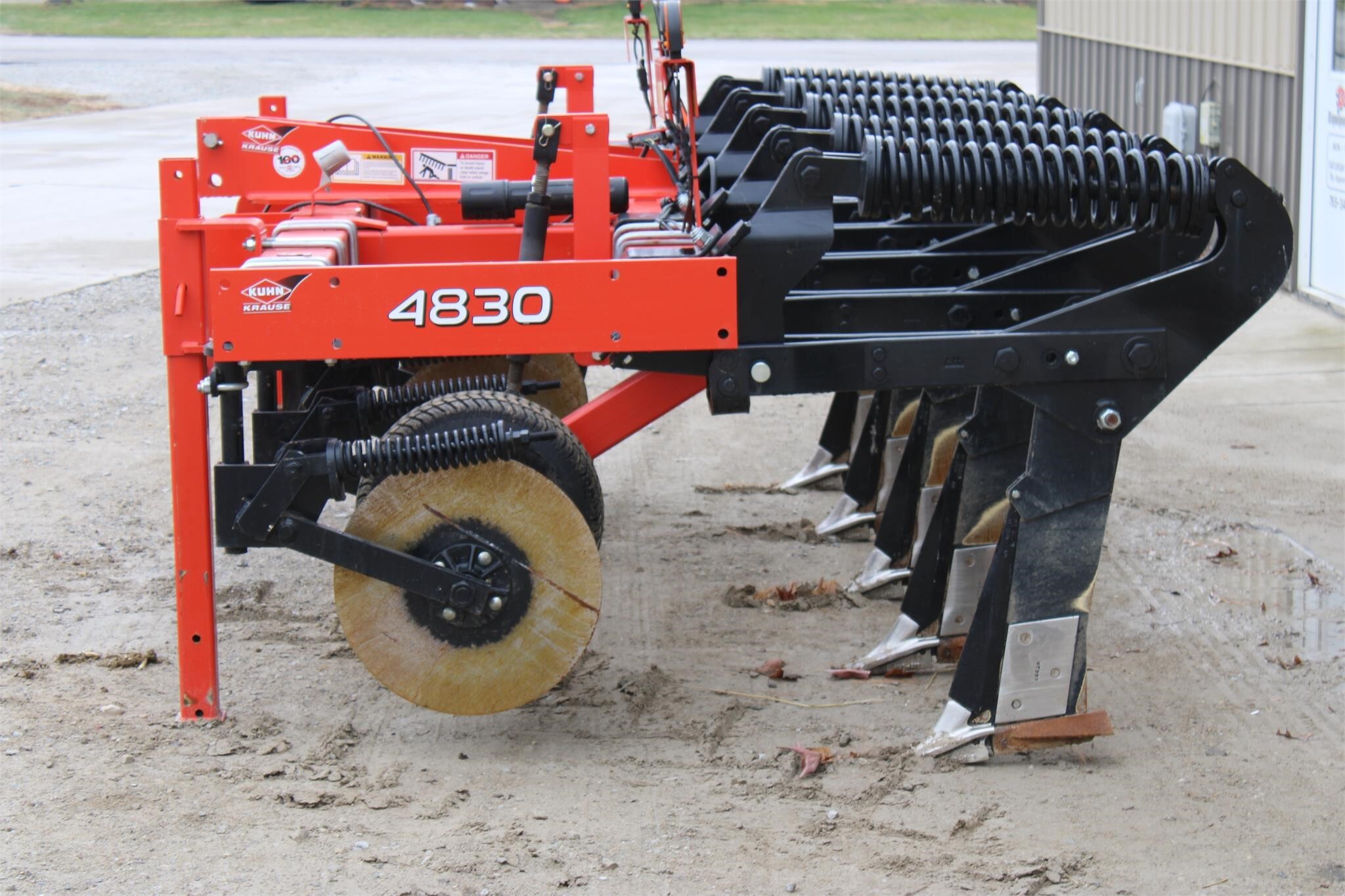  Krause 4830-530R In-Line Ripper
