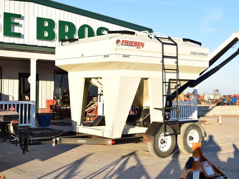 Used Friesen 240 Seed Tenders for Sale - 9 Listings | Machinery Pete