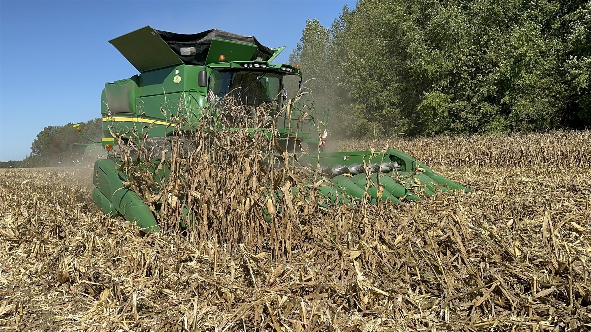 2012 John Deere S690 Combine