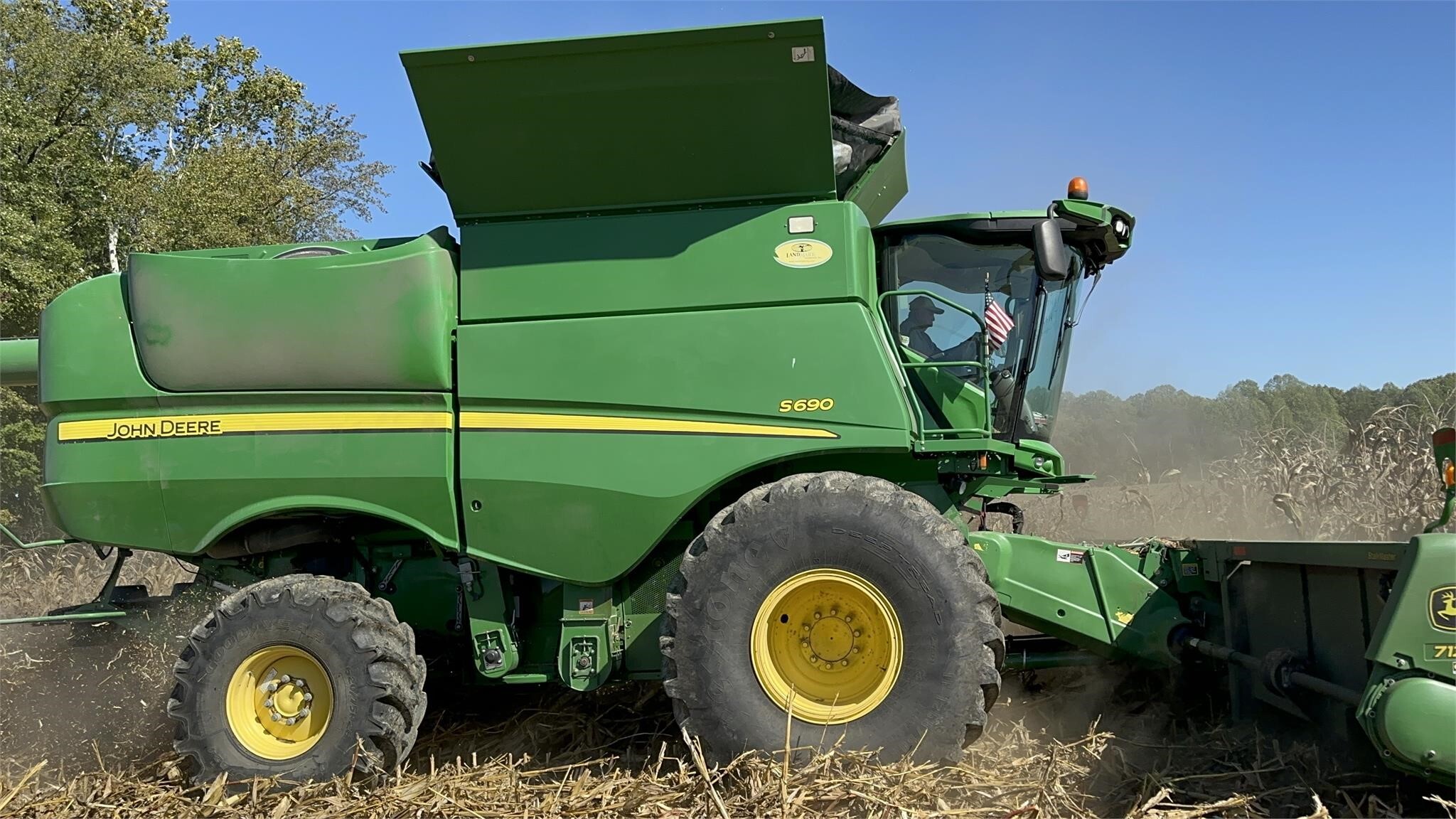 2012 John Deere S690 Combine