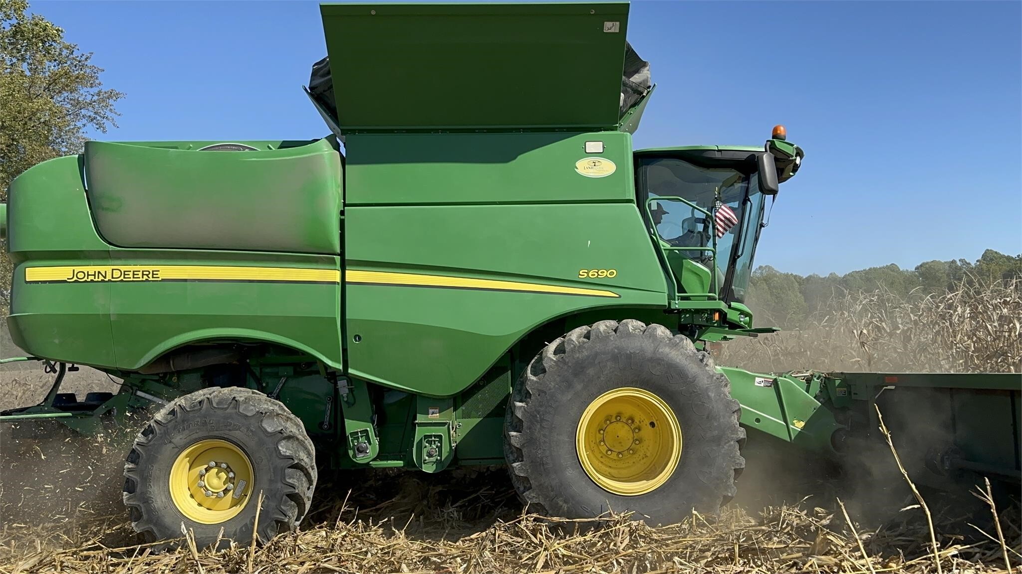 2012 John Deere S690 Combine