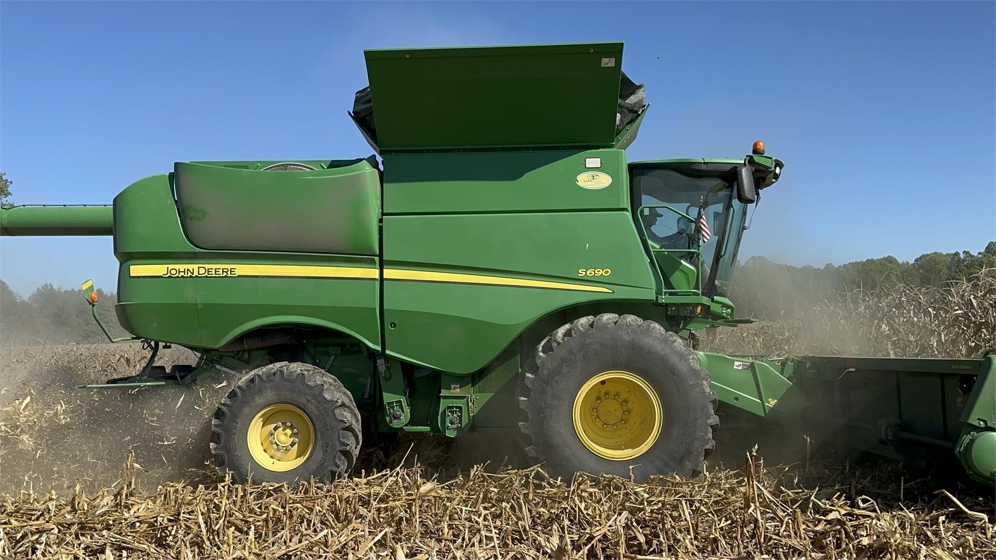 2012 John Deere S690 Combine