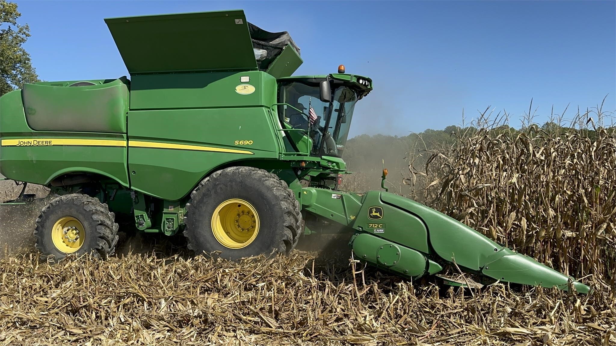 2012 John Deere S690 Combine