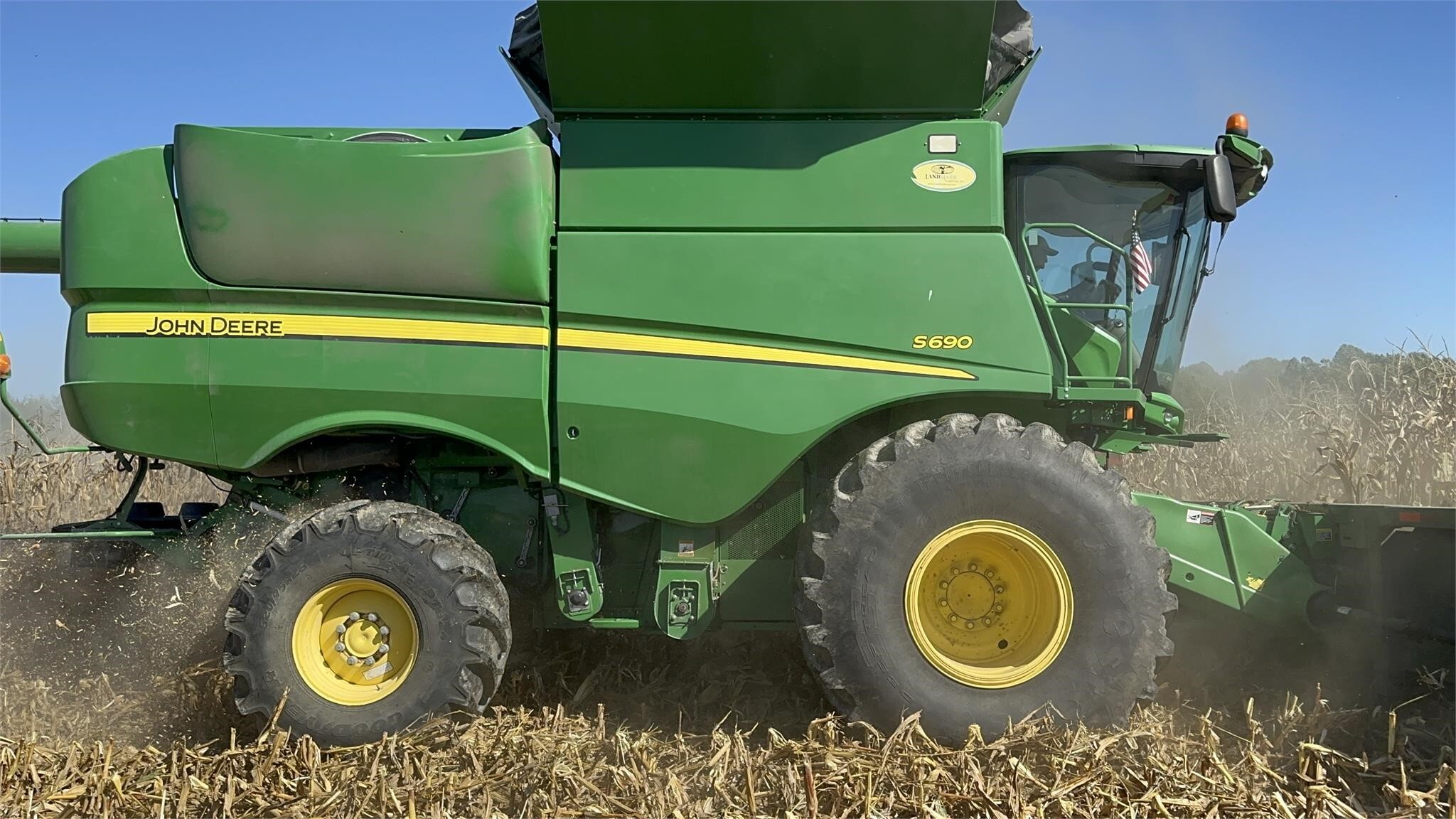 2012 John Deere S690 Combine