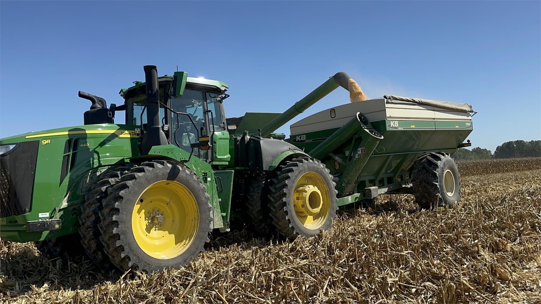 2012 John Deere S690 Combine