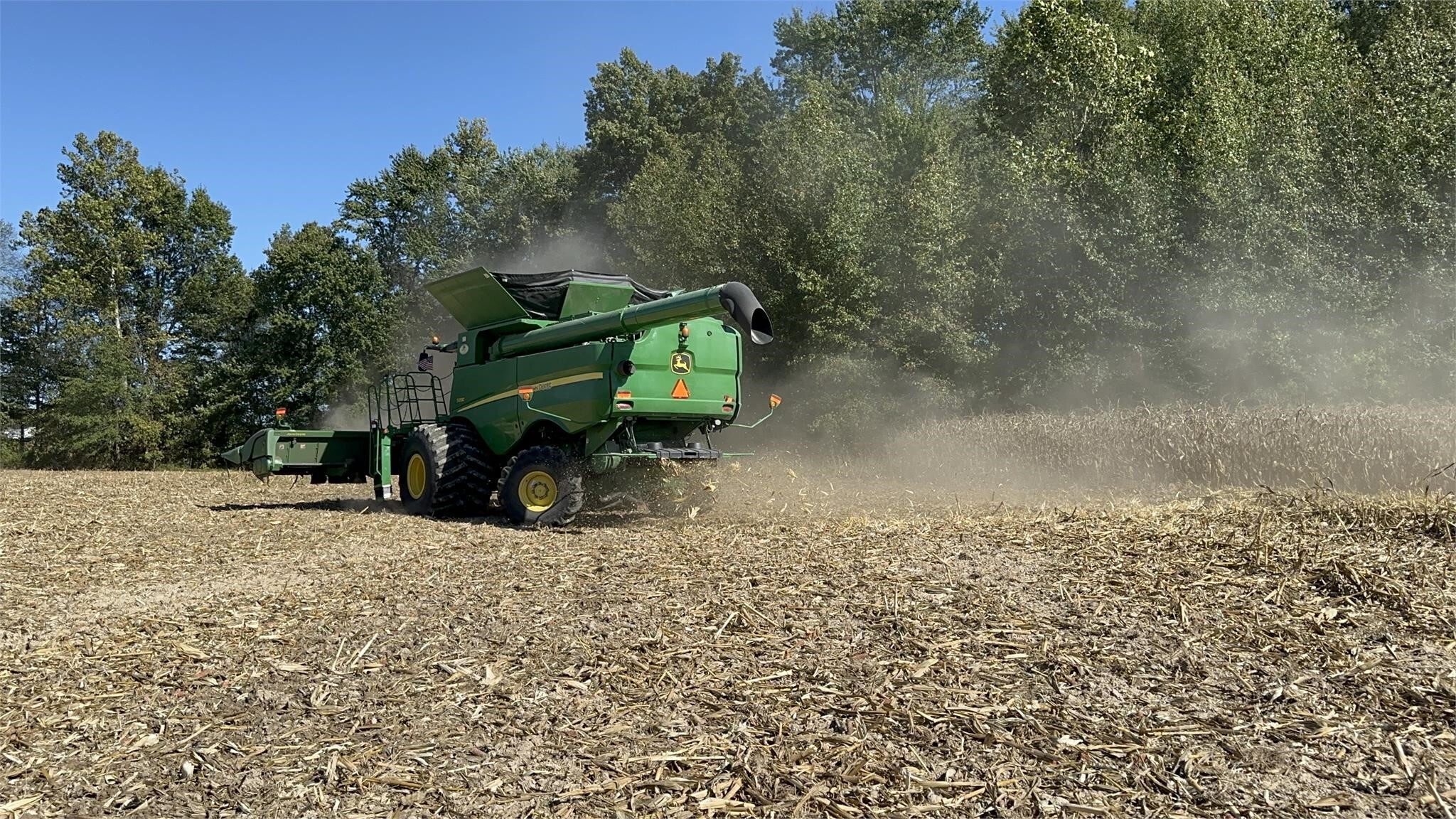 2012 John Deere S690 Combine