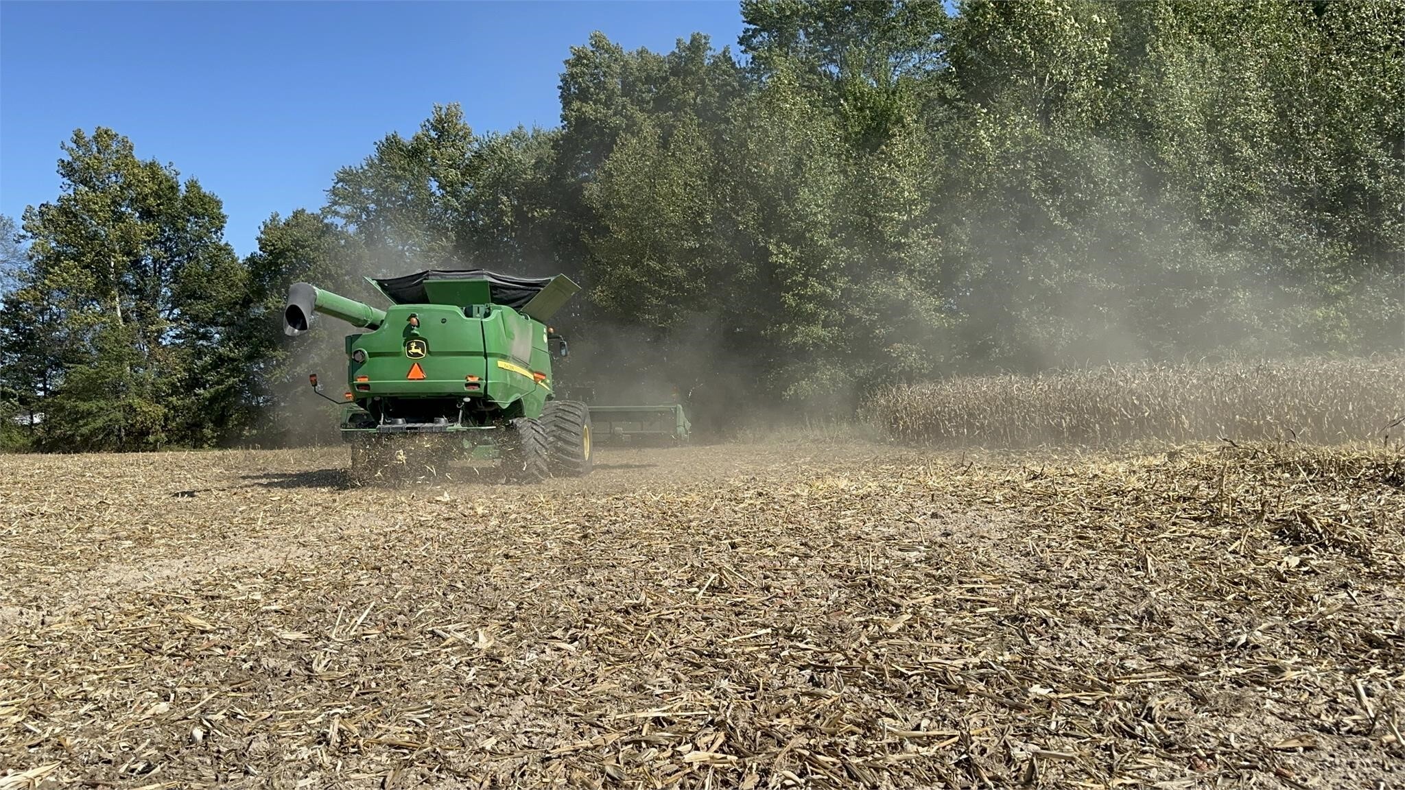 2012 John Deere S690 Combine