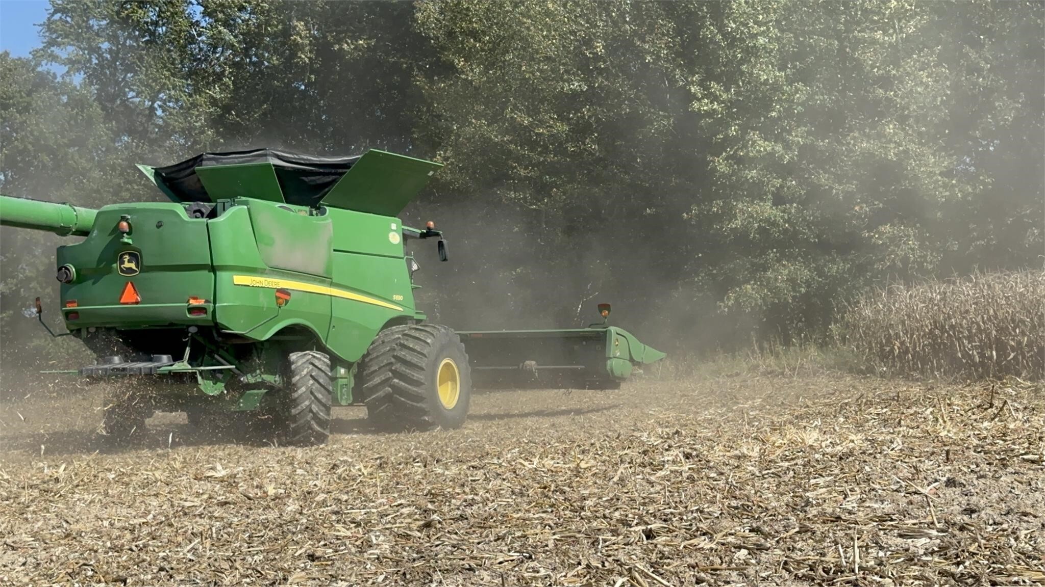 2012 John Deere S690 Combine