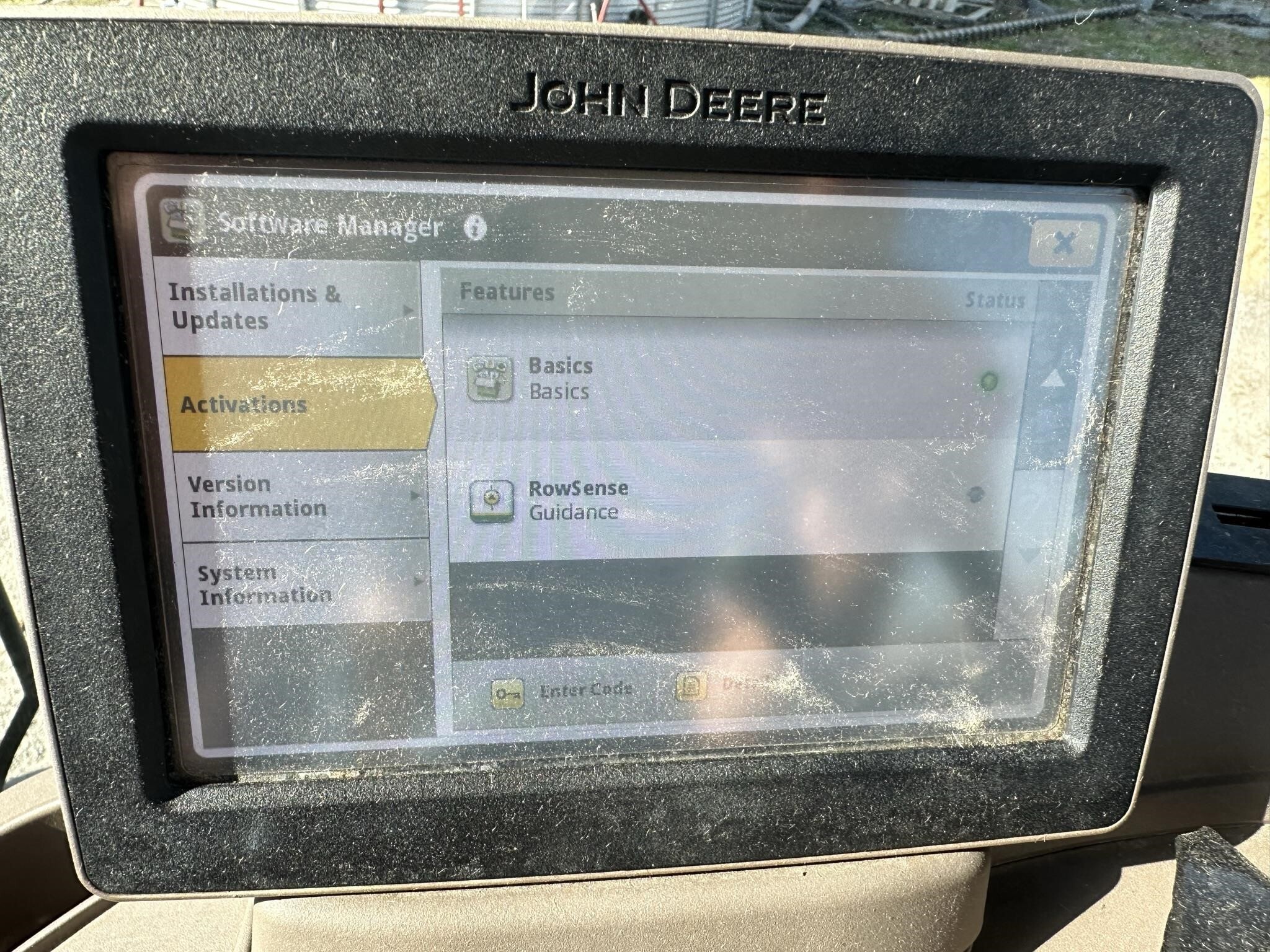 2016 John Deere 6145R Tractor