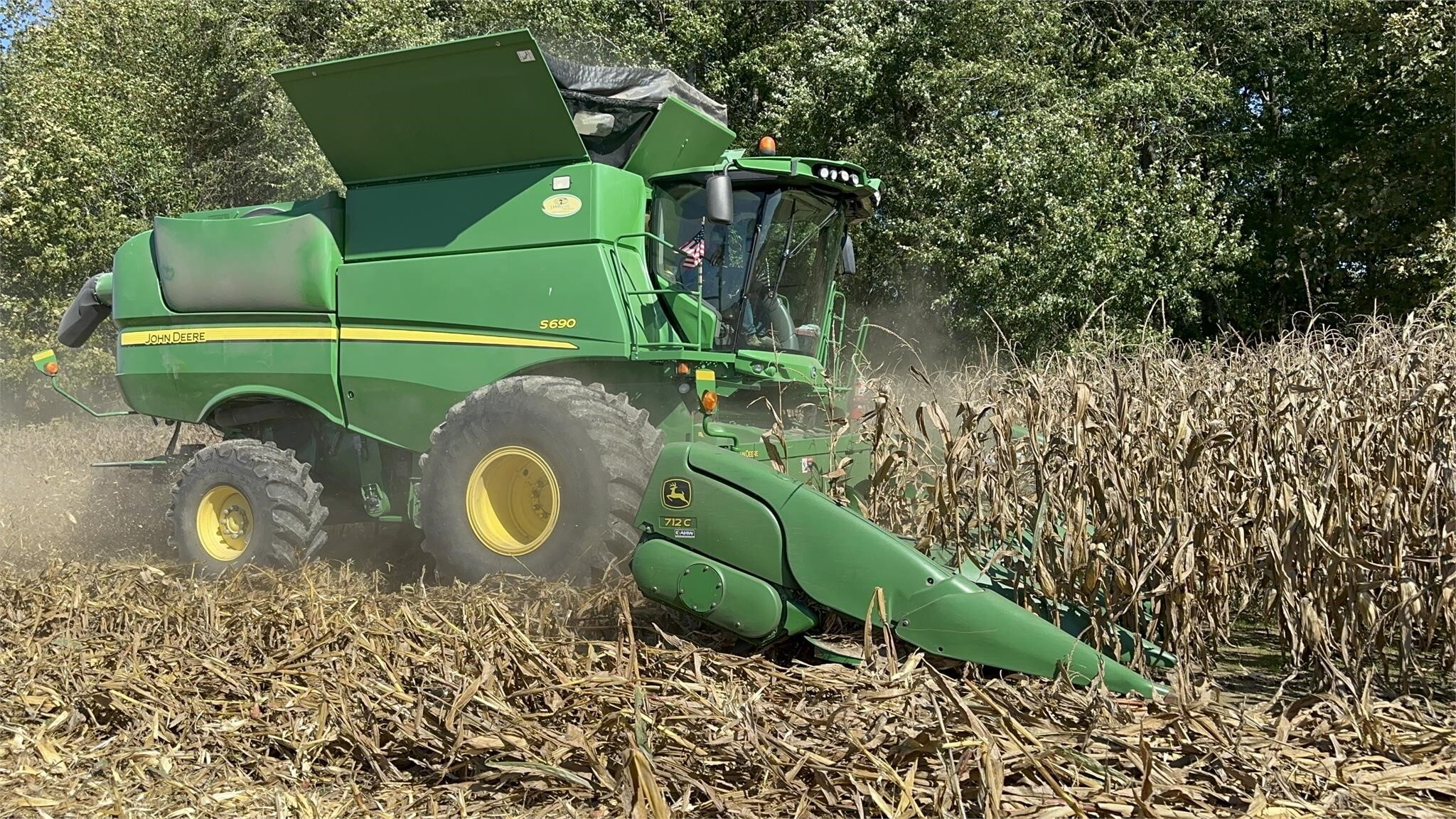 2012 John Deere S690 Combine
