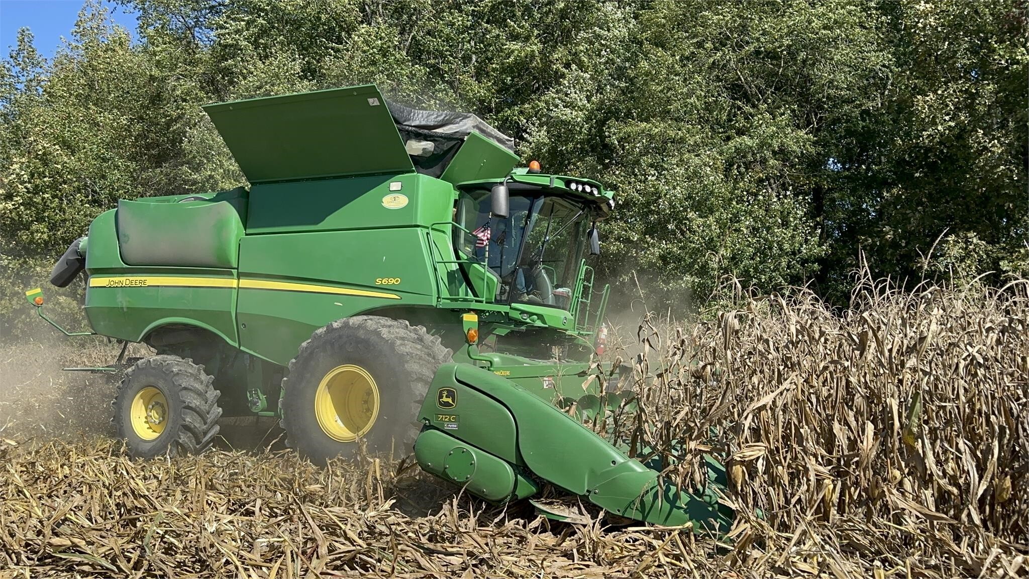 2012 John Deere S690 Combine