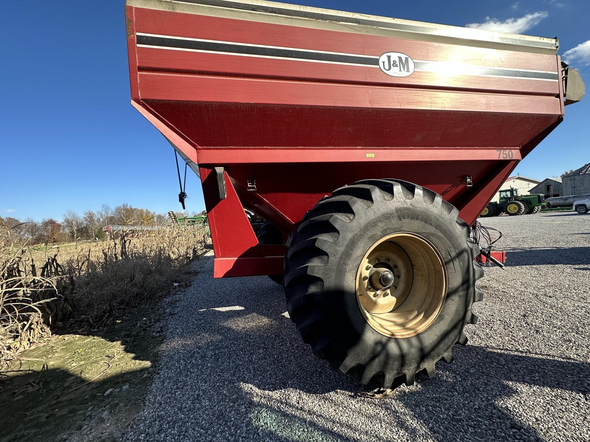  J&M 750-14 Grain Cart