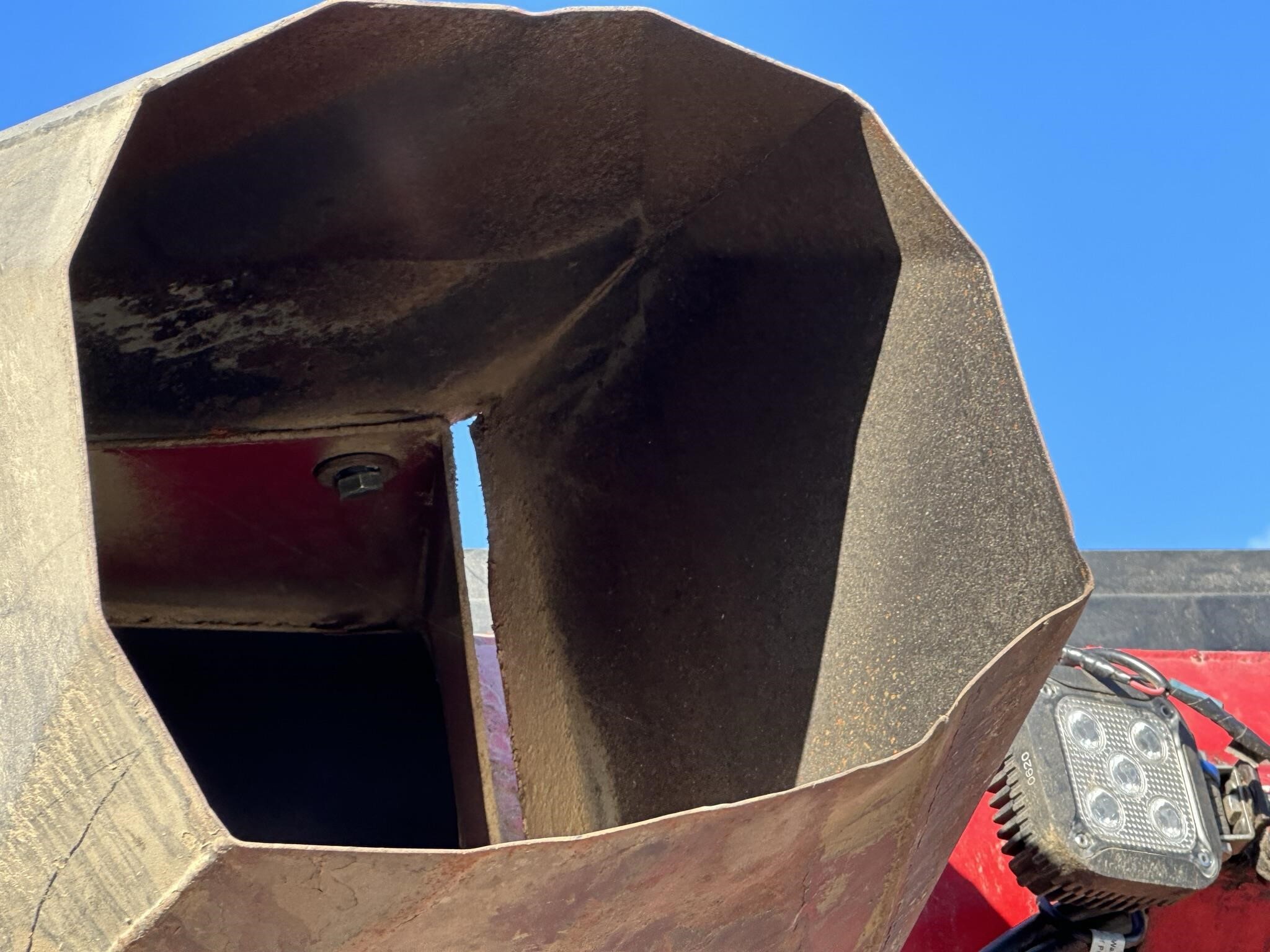  J&M 750-14 Grain Cart