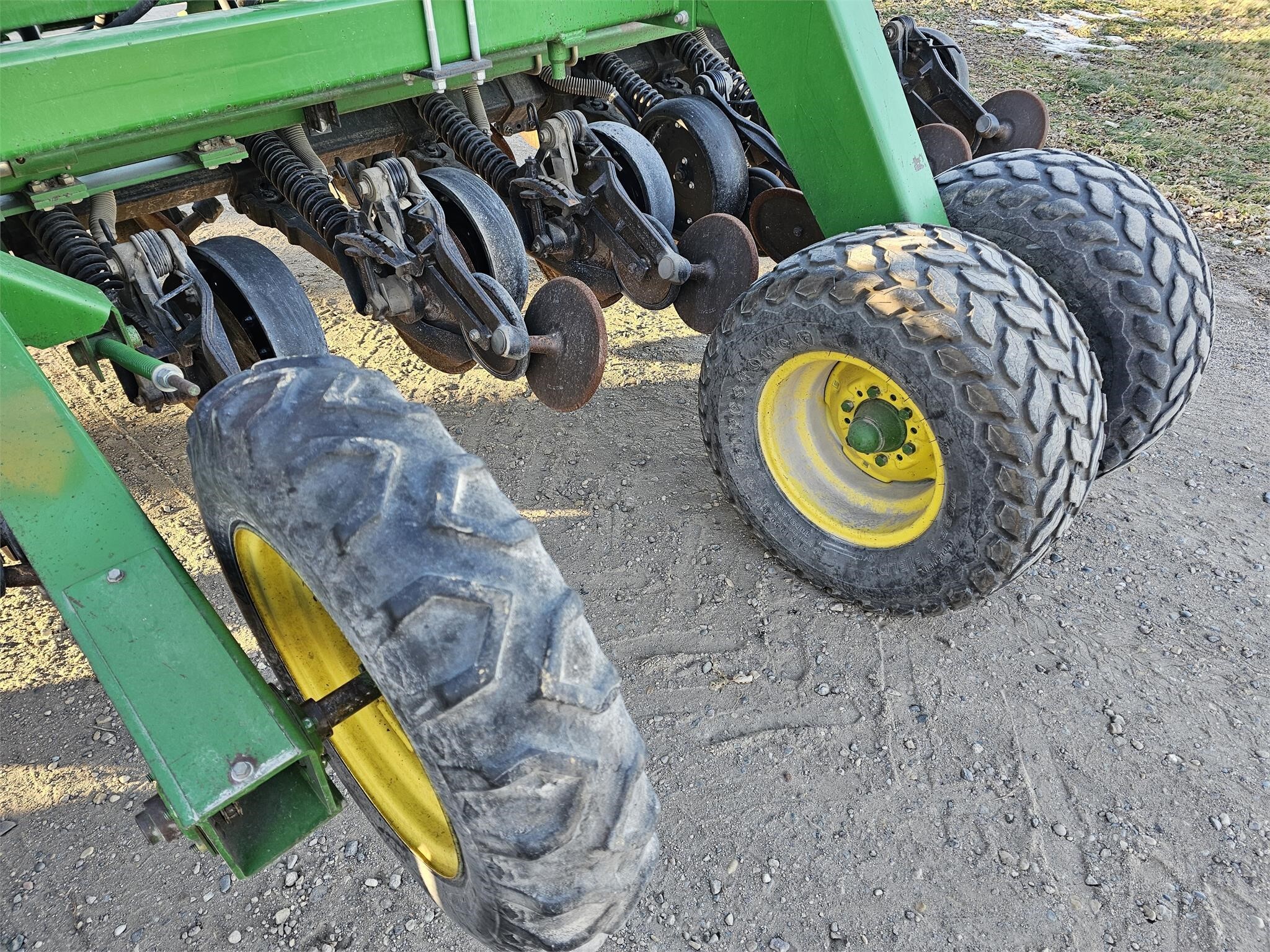 John Deere 1590 Drill 45,000 Machinery Pete