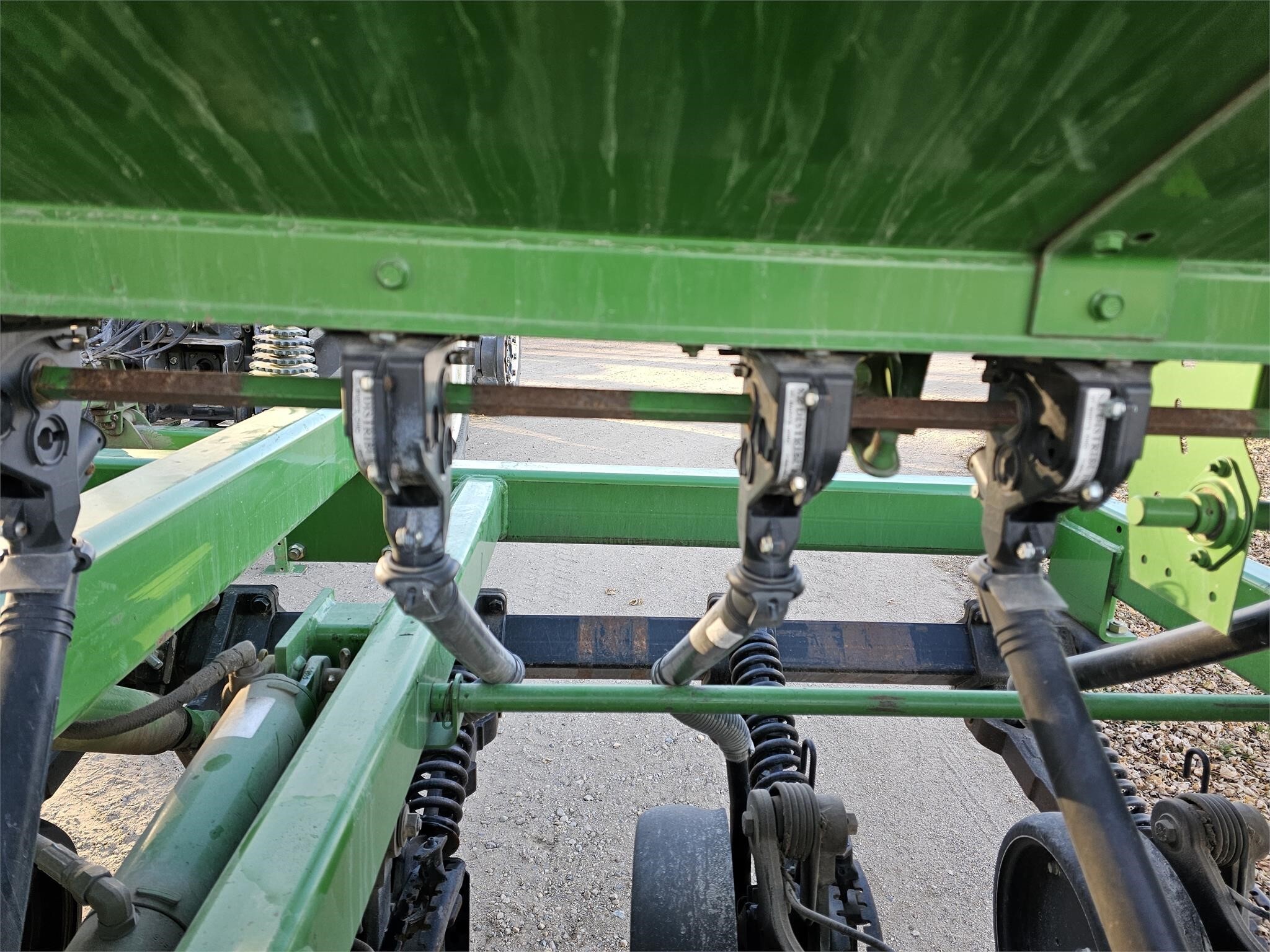 John Deere 1590 Drill 45,000 Machinery Pete