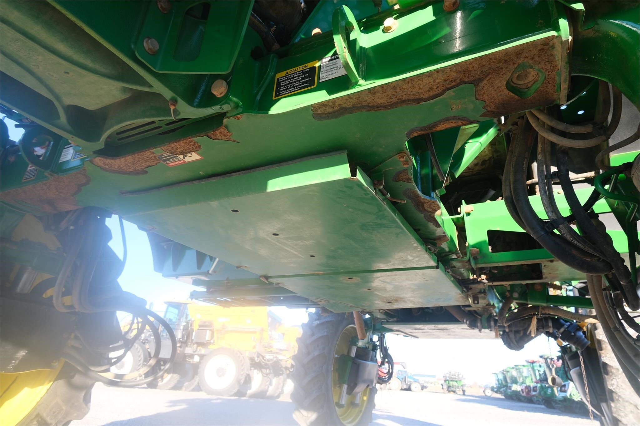 2014 John Deere R4038 Self-Propelled Sprayer