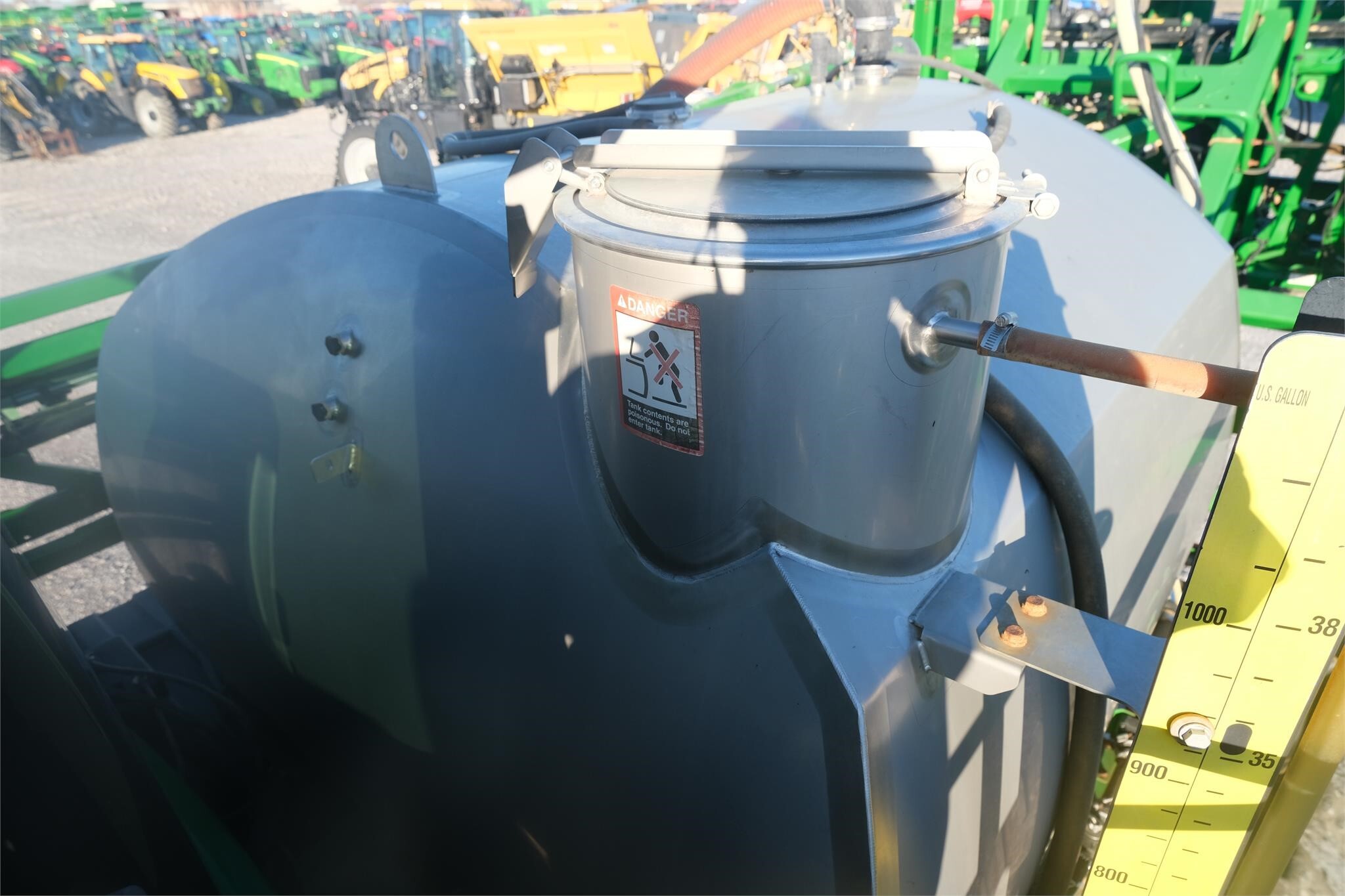 2014 John Deere R4038 Self-Propelled Sprayer