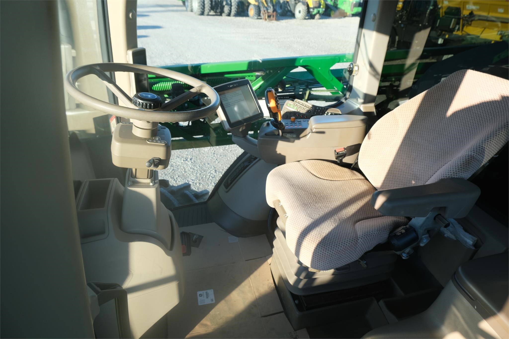 2014 John Deere R4038 Self-Propelled Sprayer