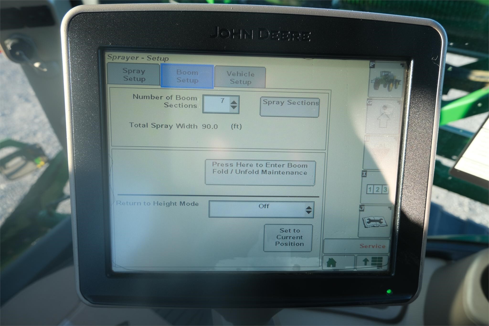 2014 John Deere R4038 Self-Propelled Sprayer