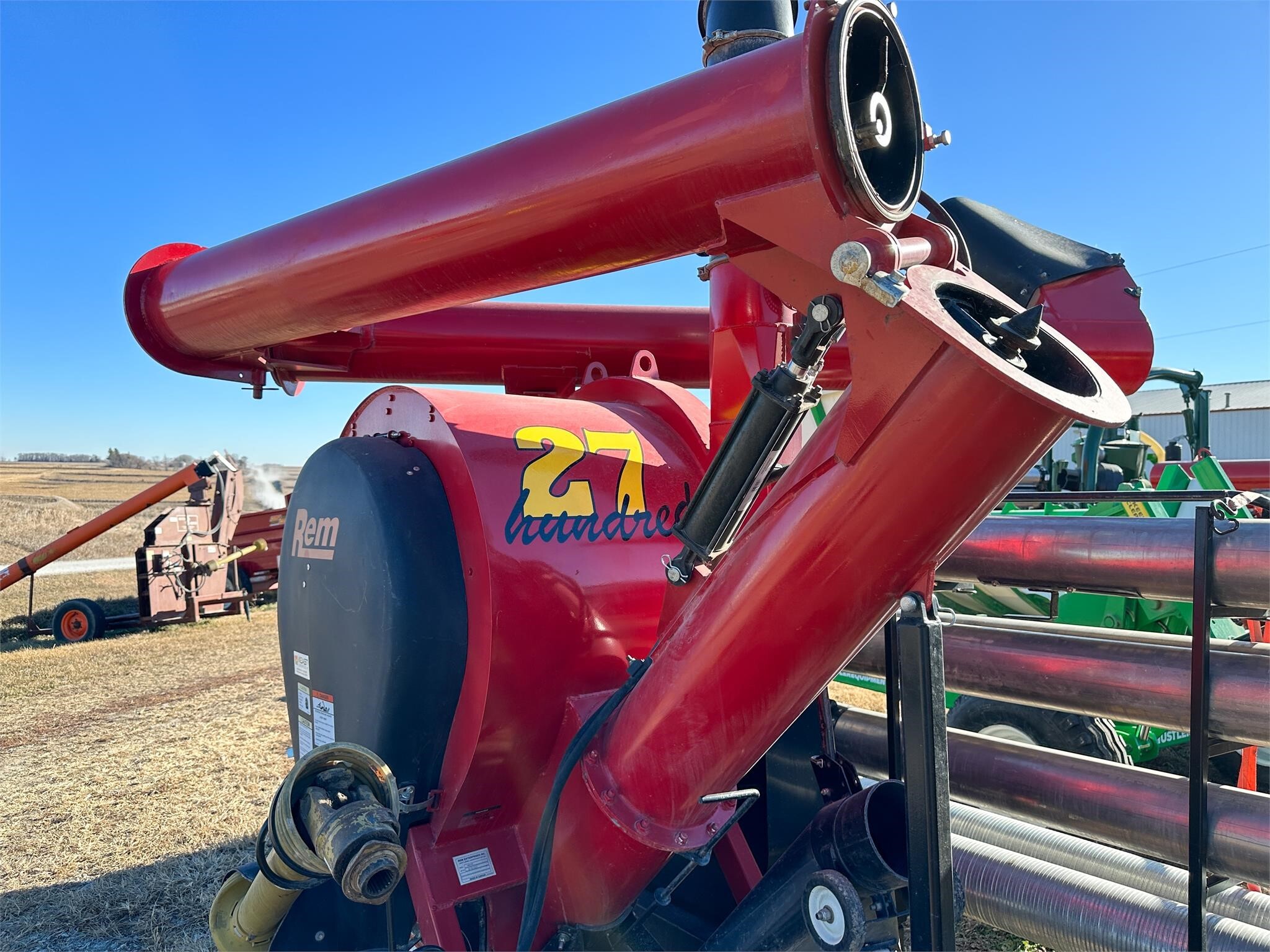 2012 Rem 2700 Grain Vac