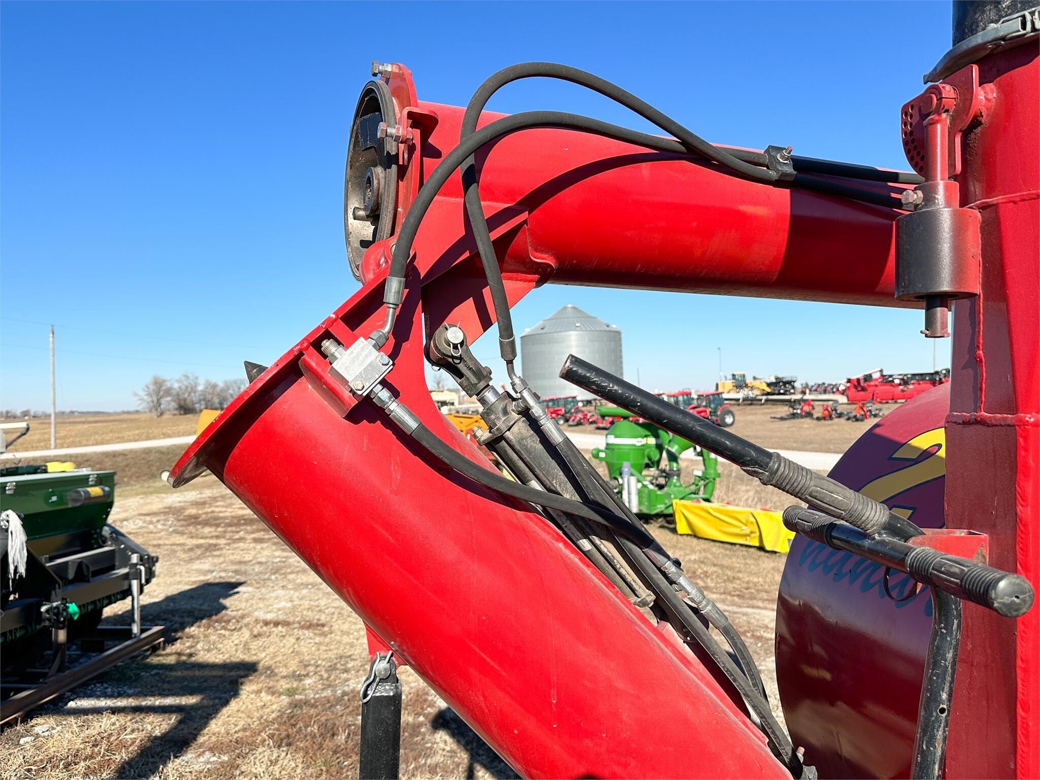 2012 Rem 2700 Grain Vac