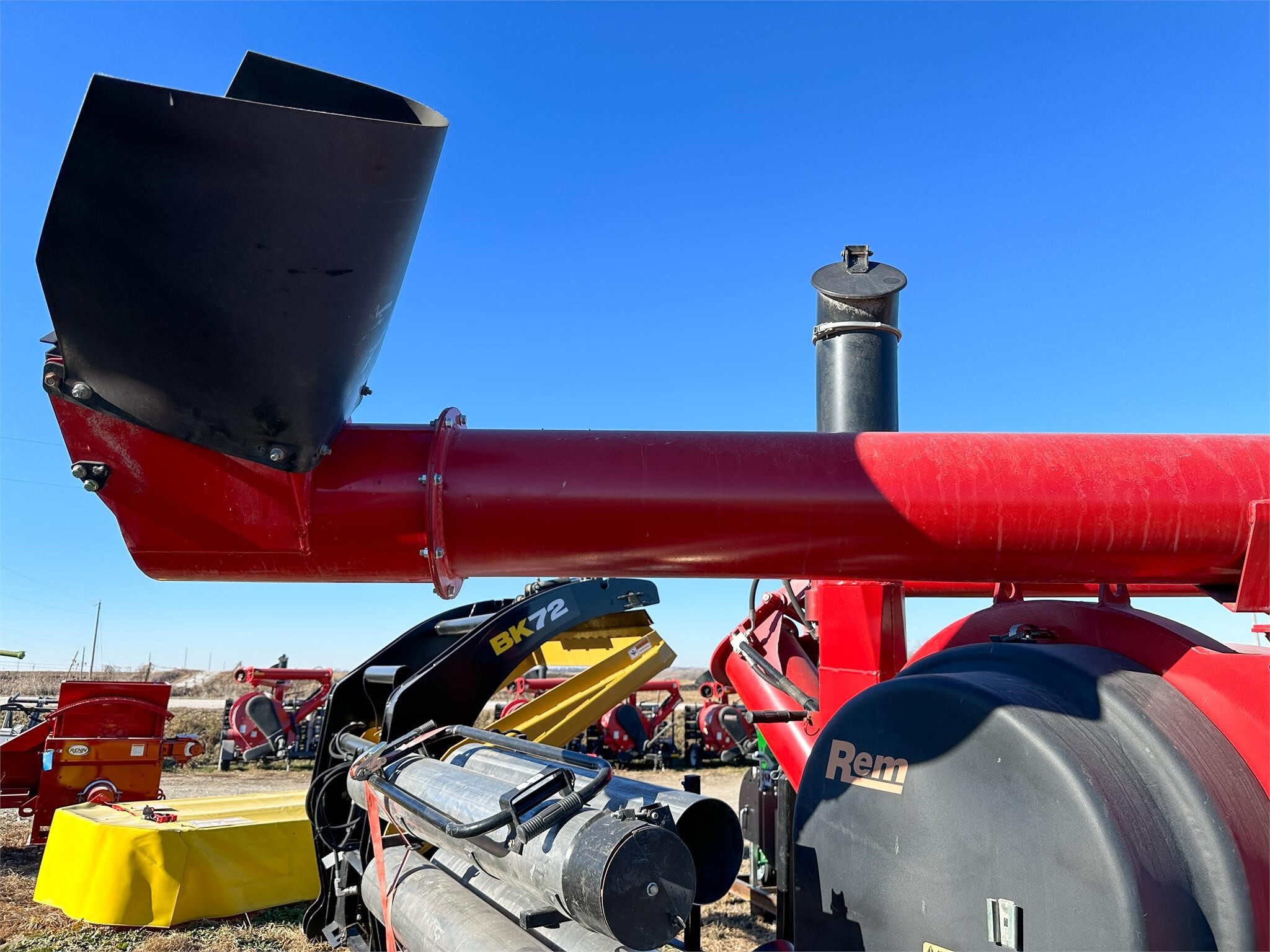 2012 Rem 2700 Grain Vac