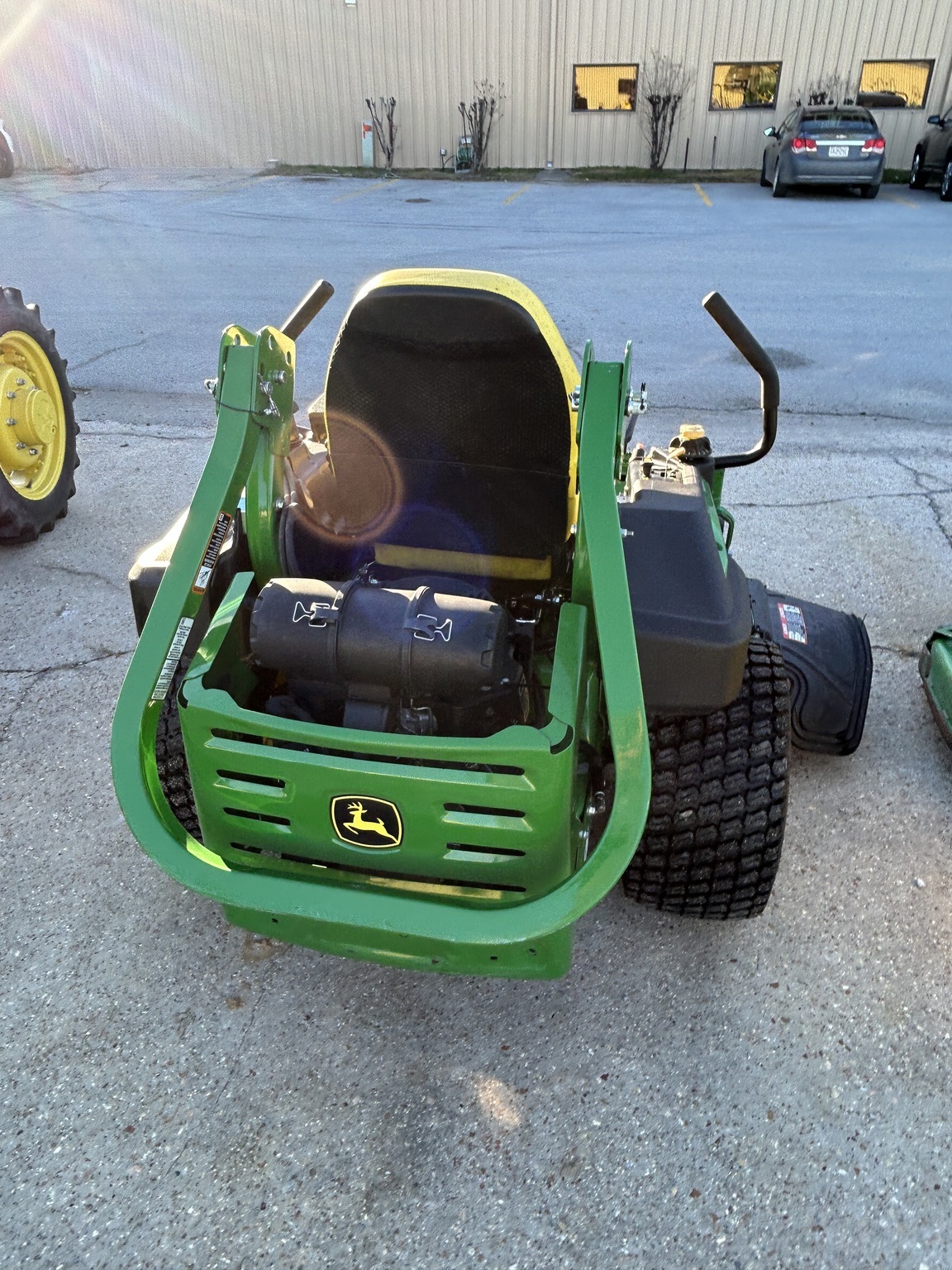 2022 John Deere Z915E Lawn Mower